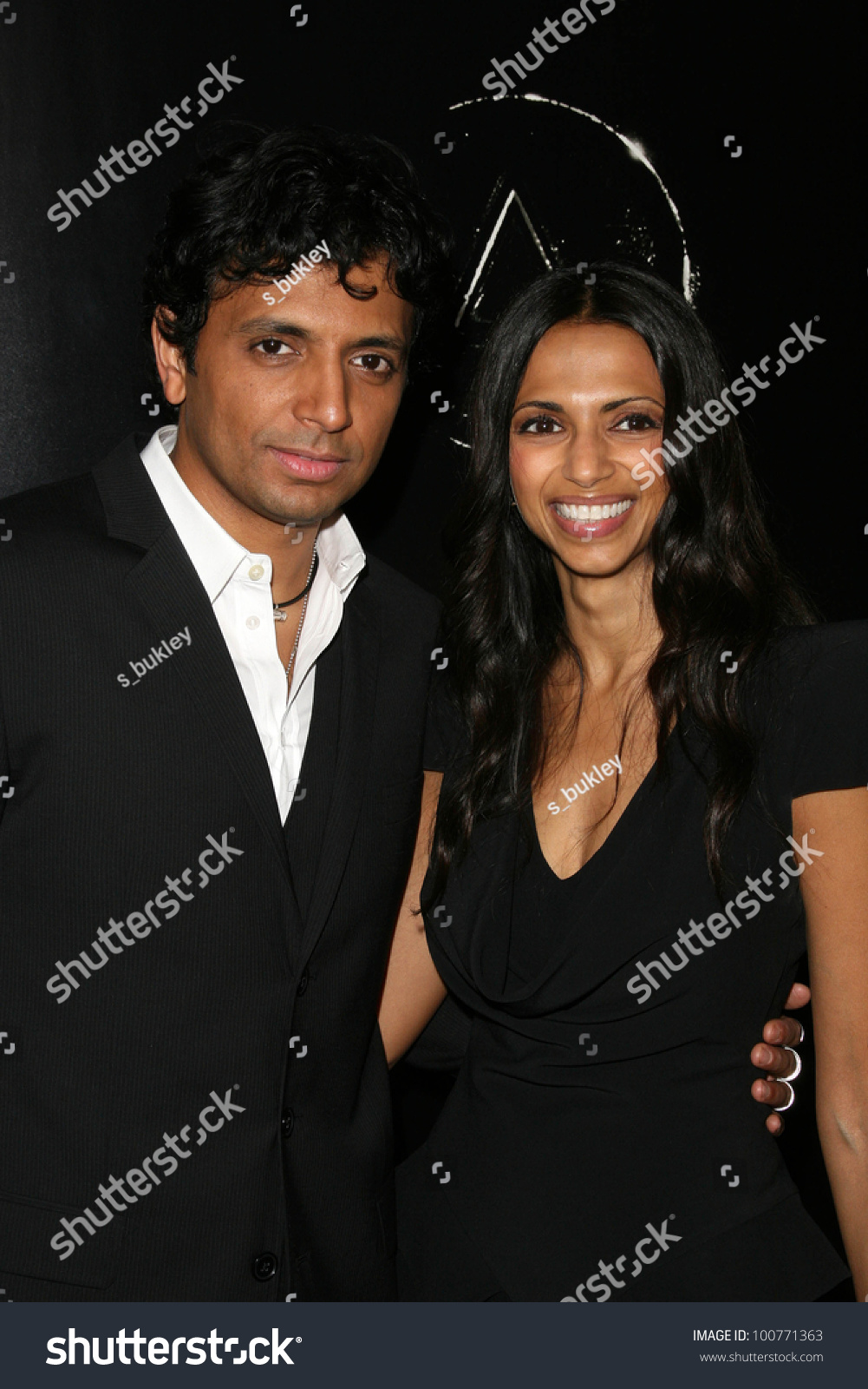 M Night Shyamalan Wife World Premiere Stock Photo 100771363 | Shutterstock