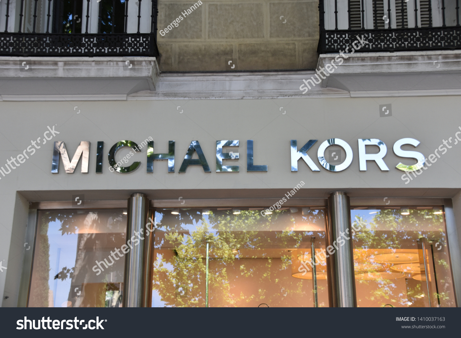 michael kors clothing store