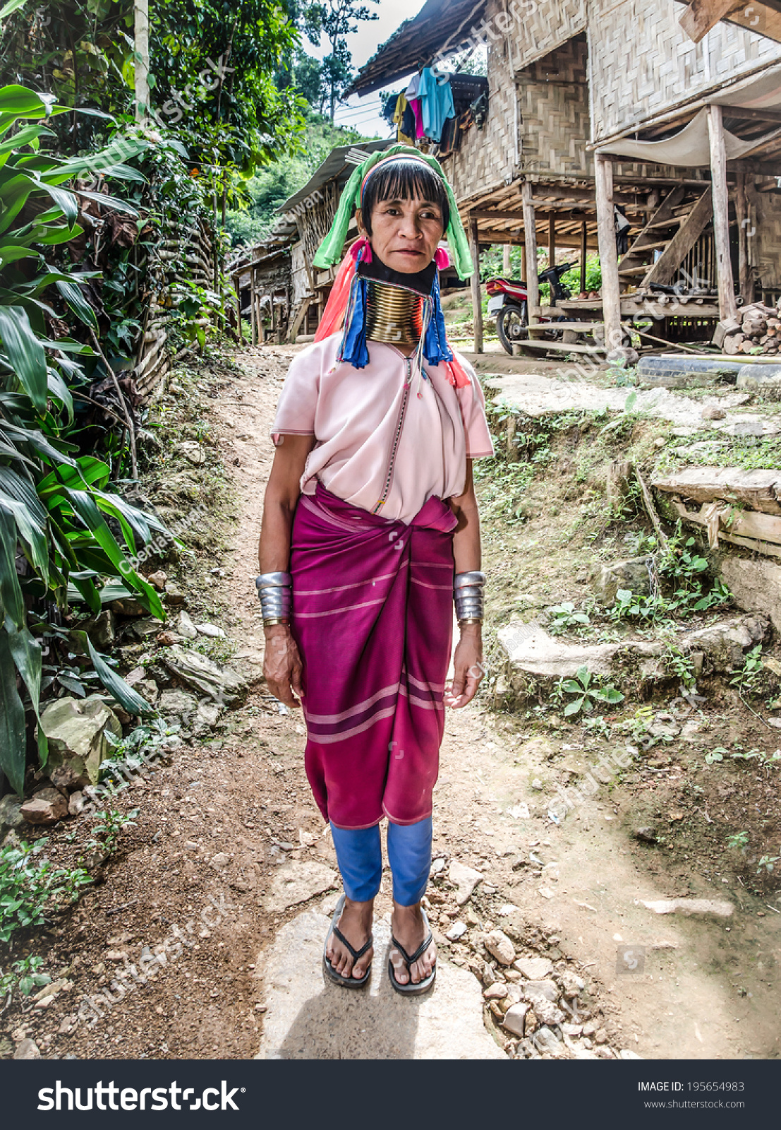 Mae Hong Son Thailand November 21 Stock Photo 195654983 - Shutterstock