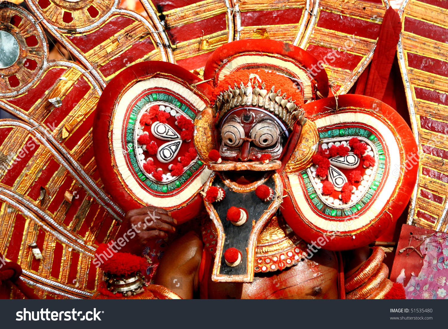 Mahe India January 31 Theyyam Dance Stock Photo 51535480 - Shutterstock