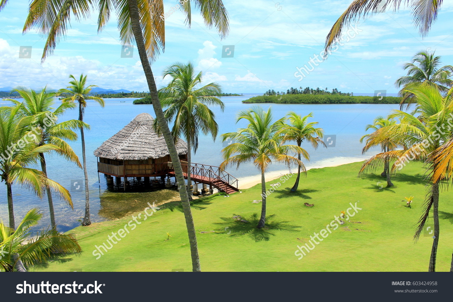 Main View Yandup Island Lodges Private Stock Photo Edit Now