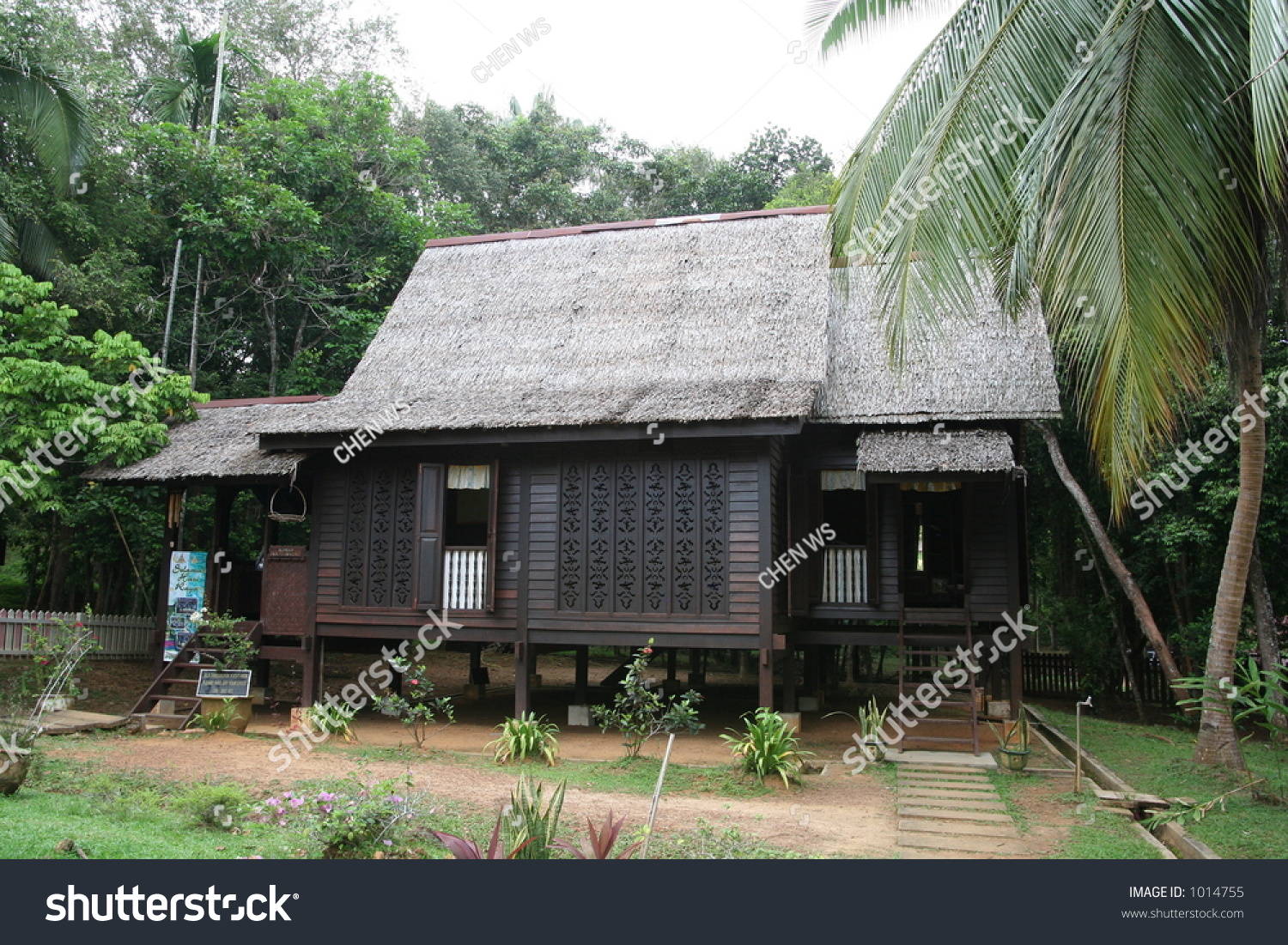 Malay Village House Stock Photo 1014755 : Shutterstock