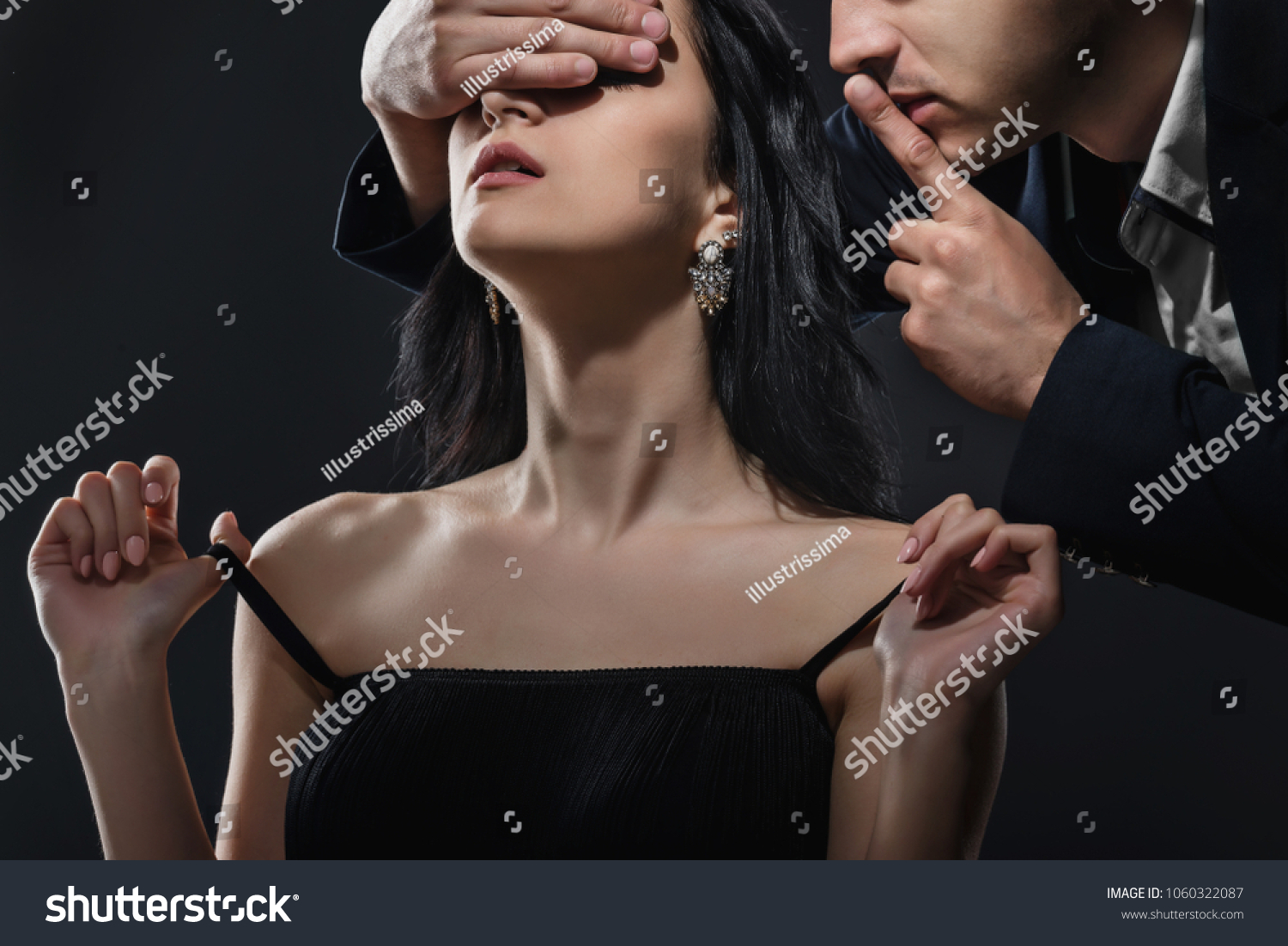 Blindfold sexual woman imágenes, fotos de stock y vectores Shutterstock