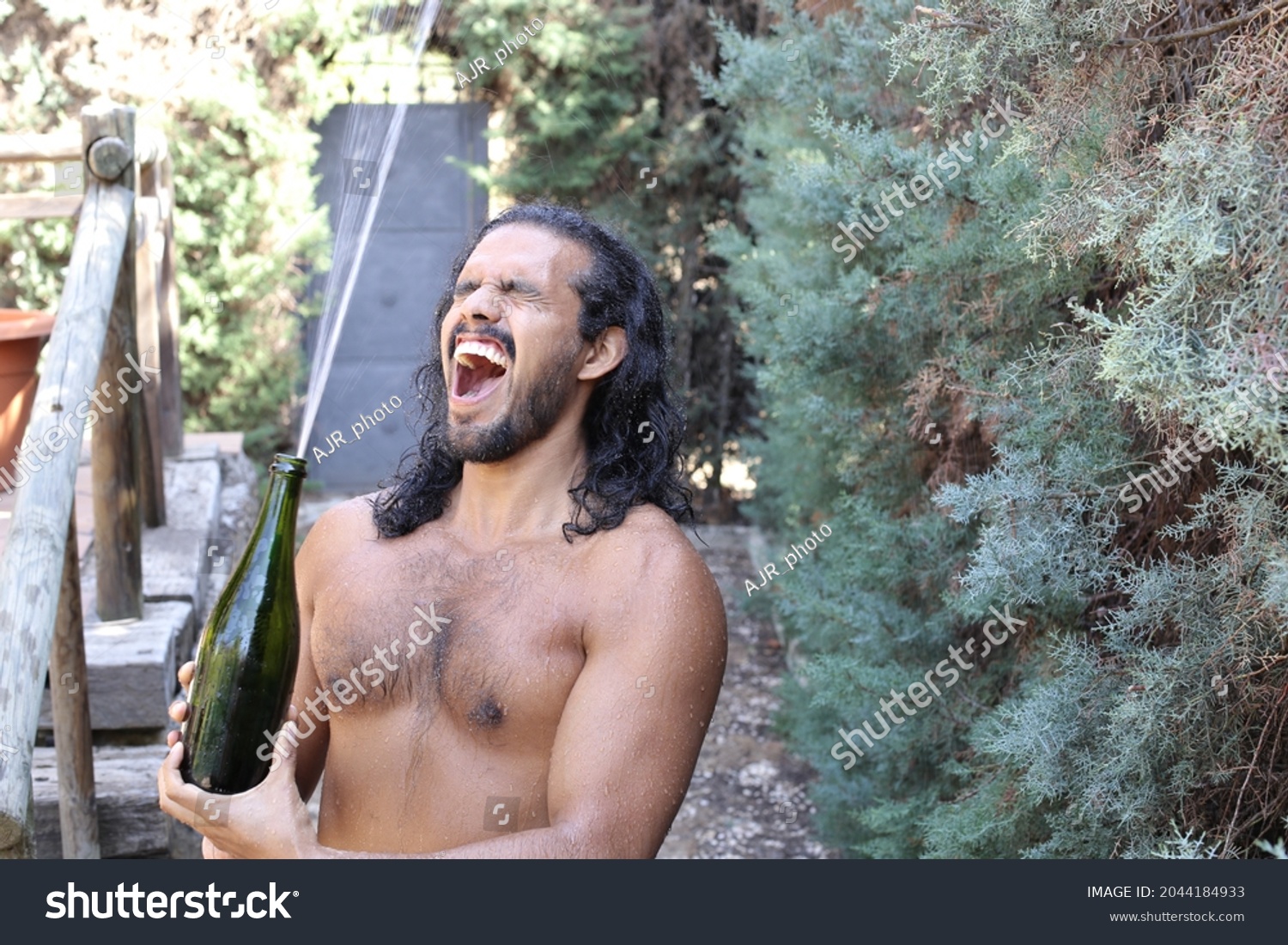 Imagens De Naked Arab Man Imagens Fotos Stock E Vetores Shutterstock