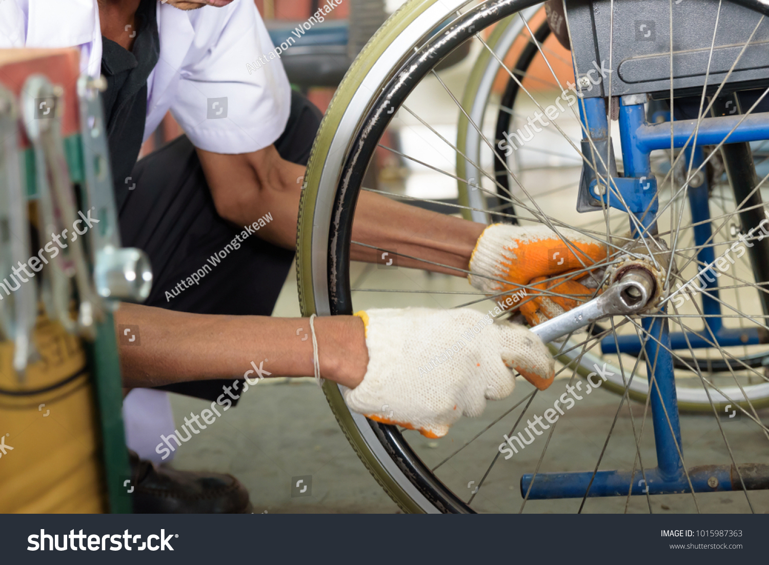 1,006 Wheelchair repair Images, Stock Photos & Vectors | Shutterstock