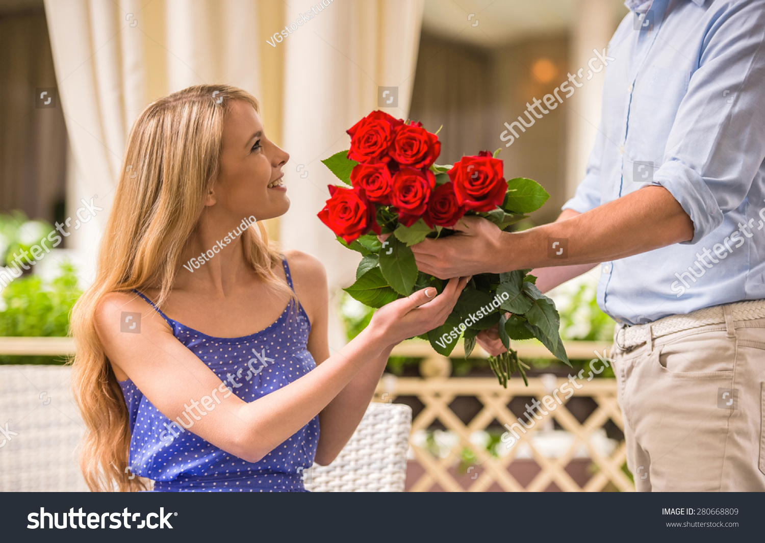 cute flowers for girlfriend