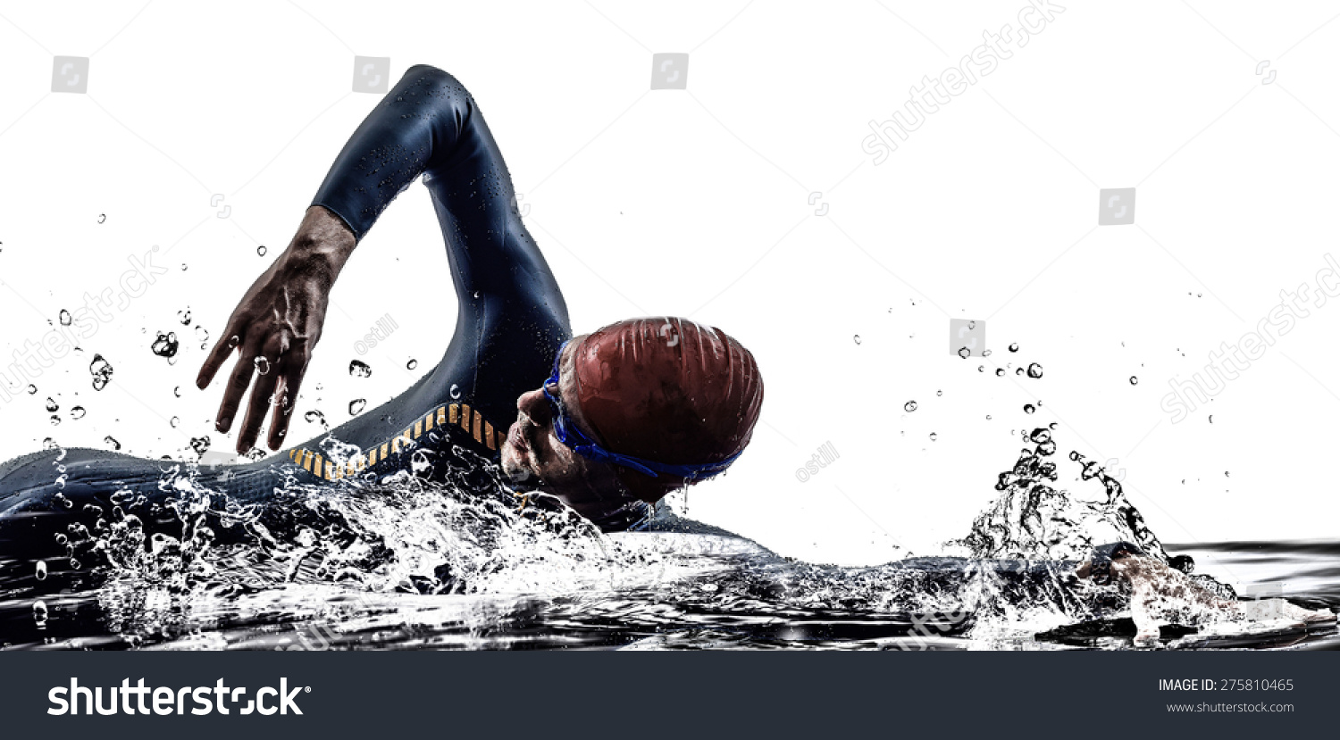 白い背景にシルエットで泳ぐ男性のトライアスロンの鉄人の選手