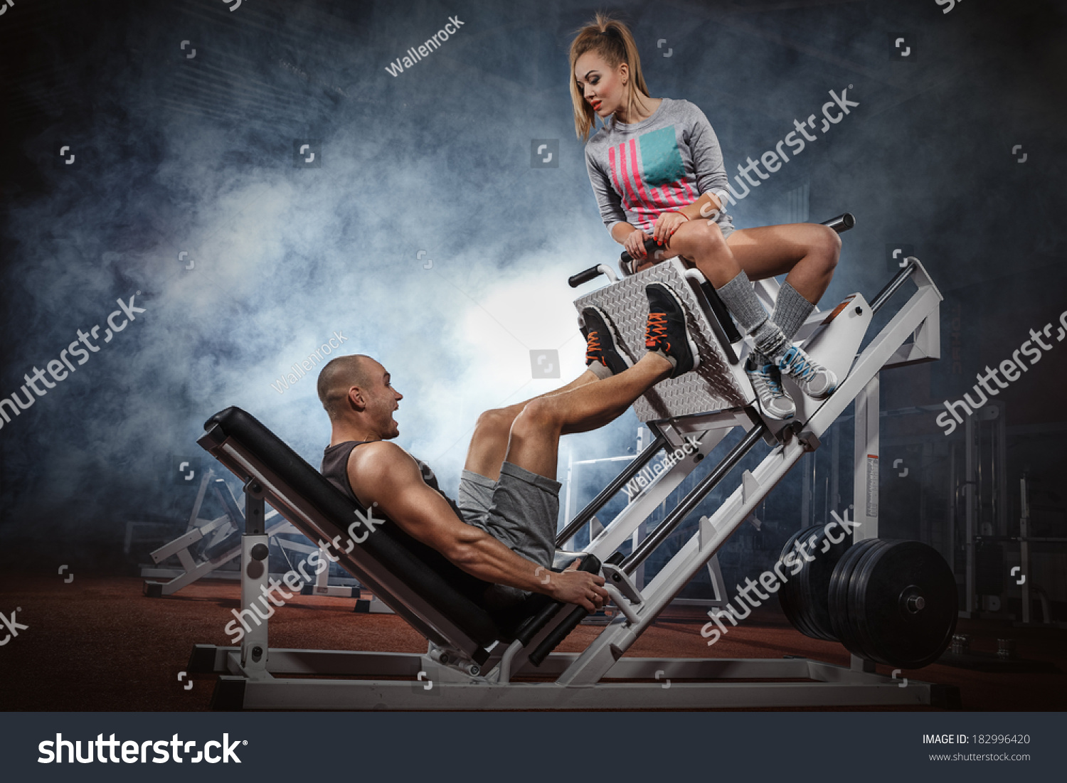 Man Weightlifter Doing Leg Presses His Stock Photo Edit Now 182996420