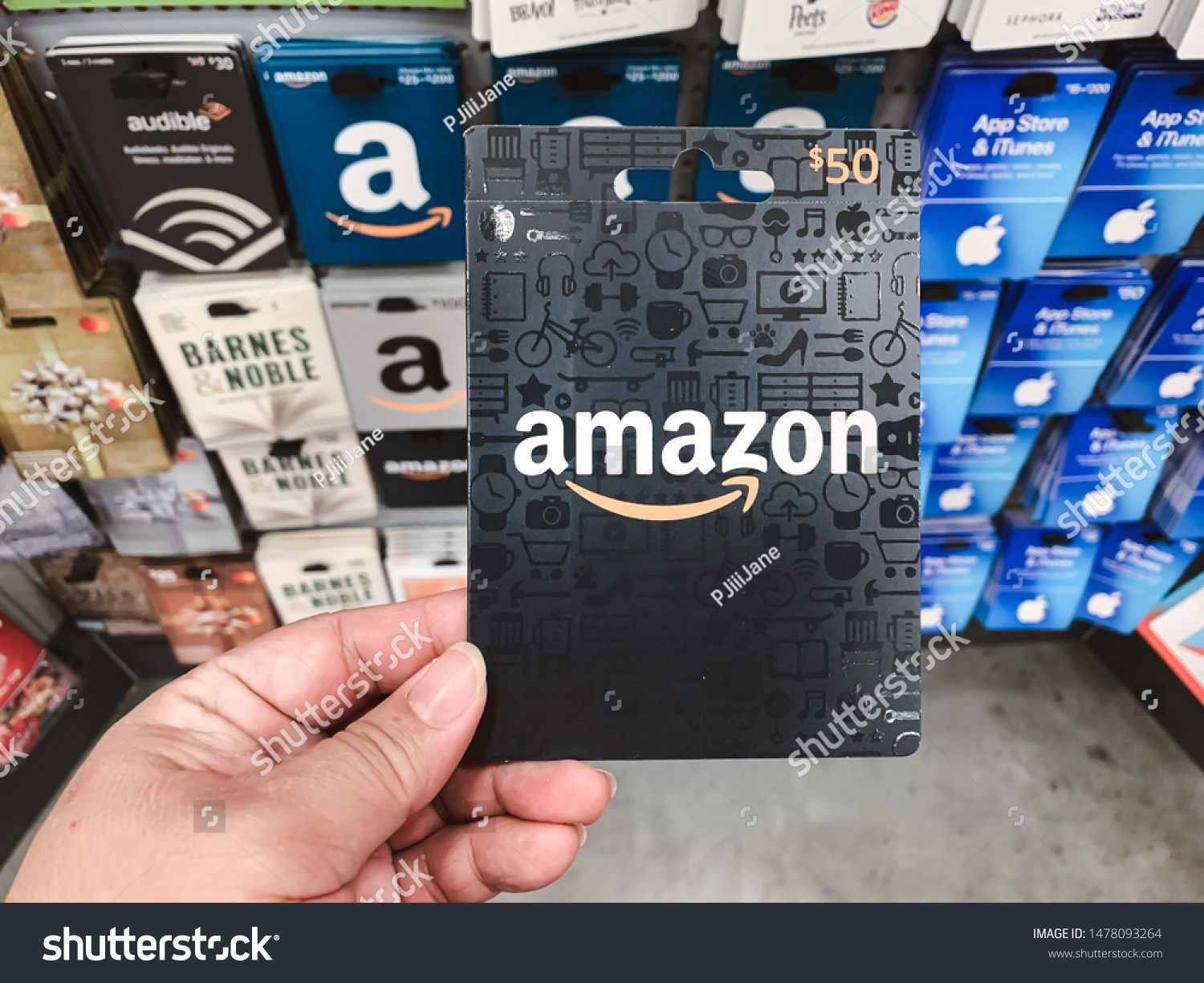Marinettewi Usaaug119 Amazon Gift Card Hand Stock Photo Edit Now
