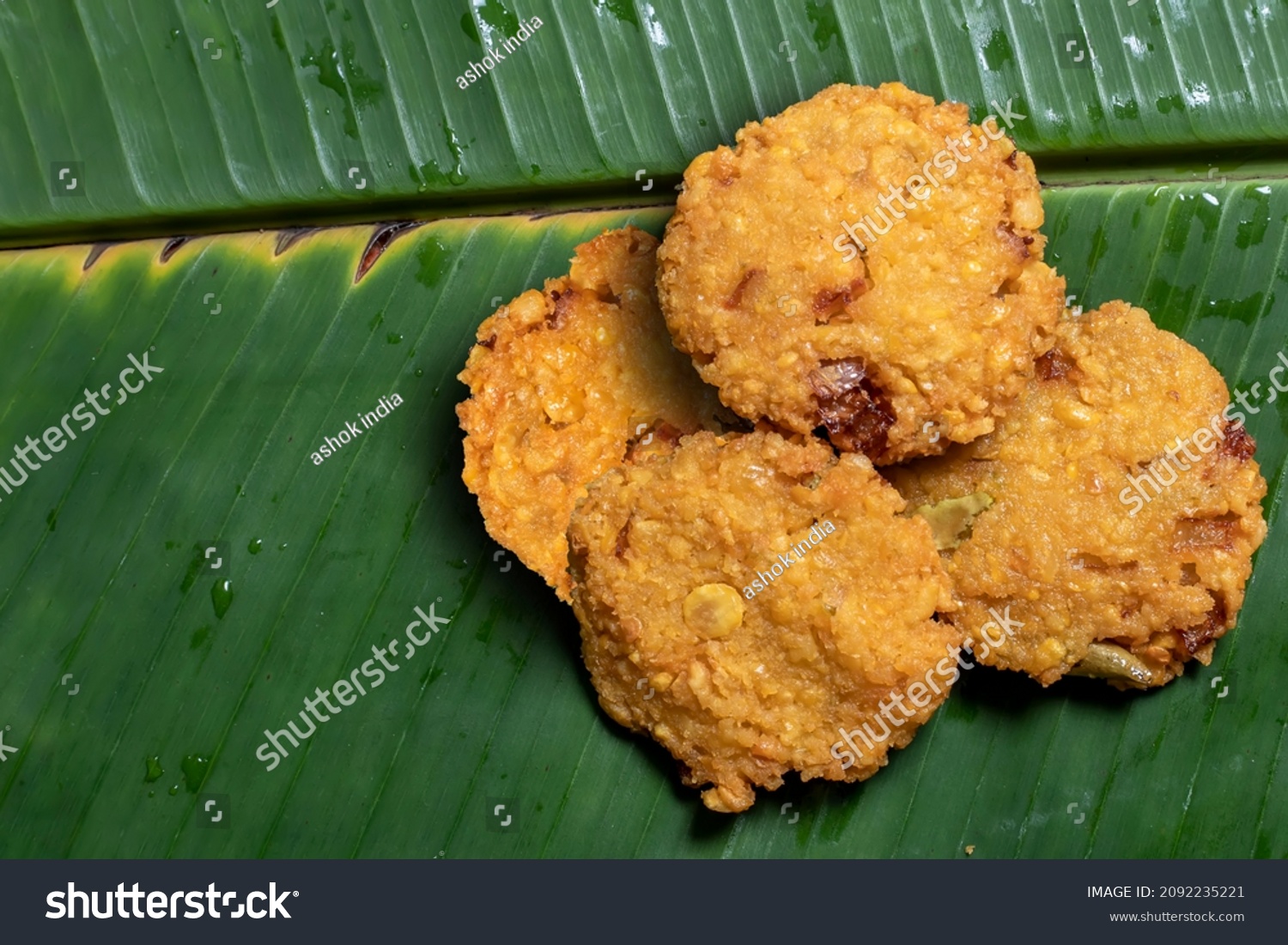 Masala Vada Lentil Wada Popular South Stock Photo Edit Now 2092235221