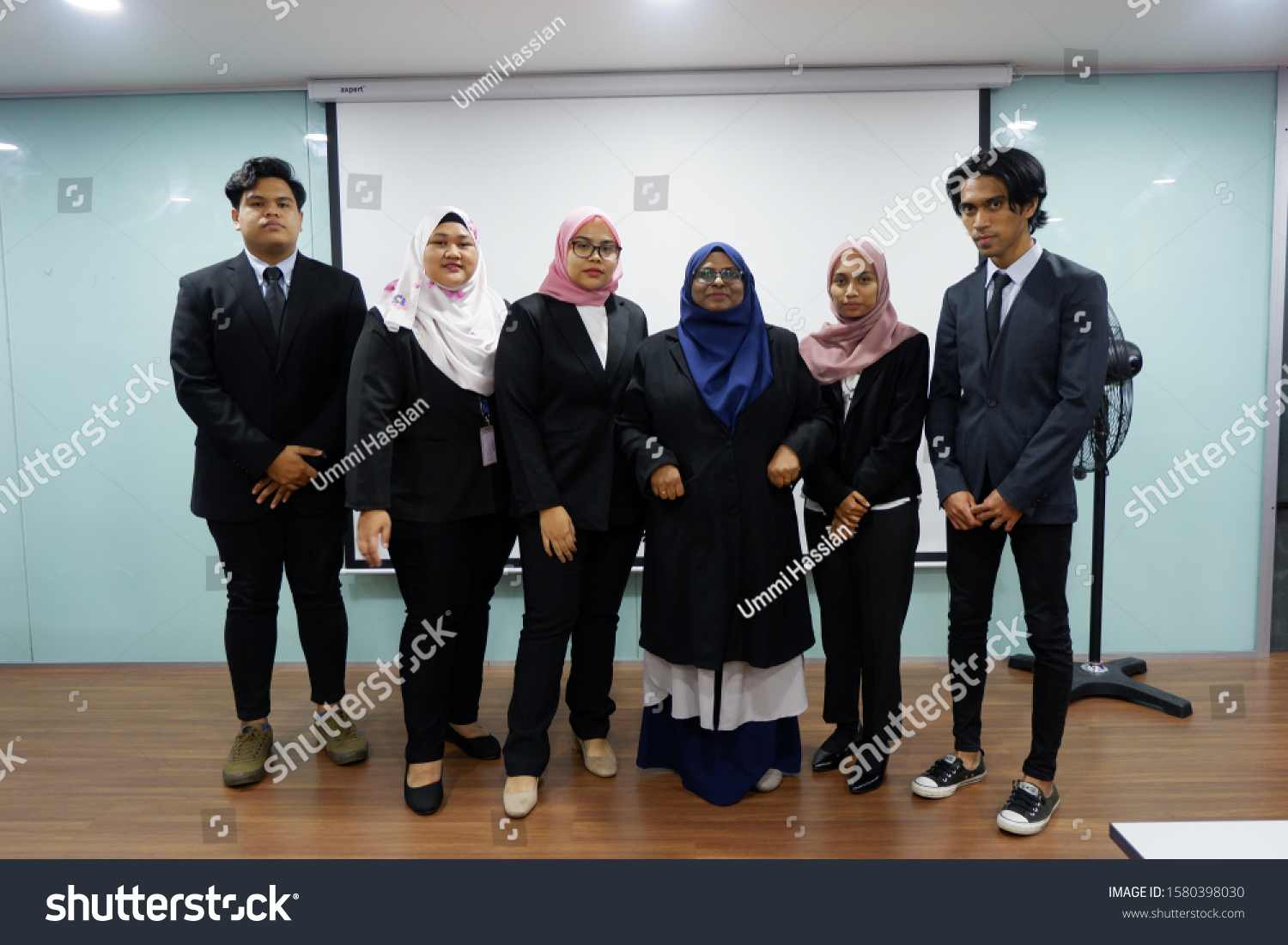 formal presentation attire