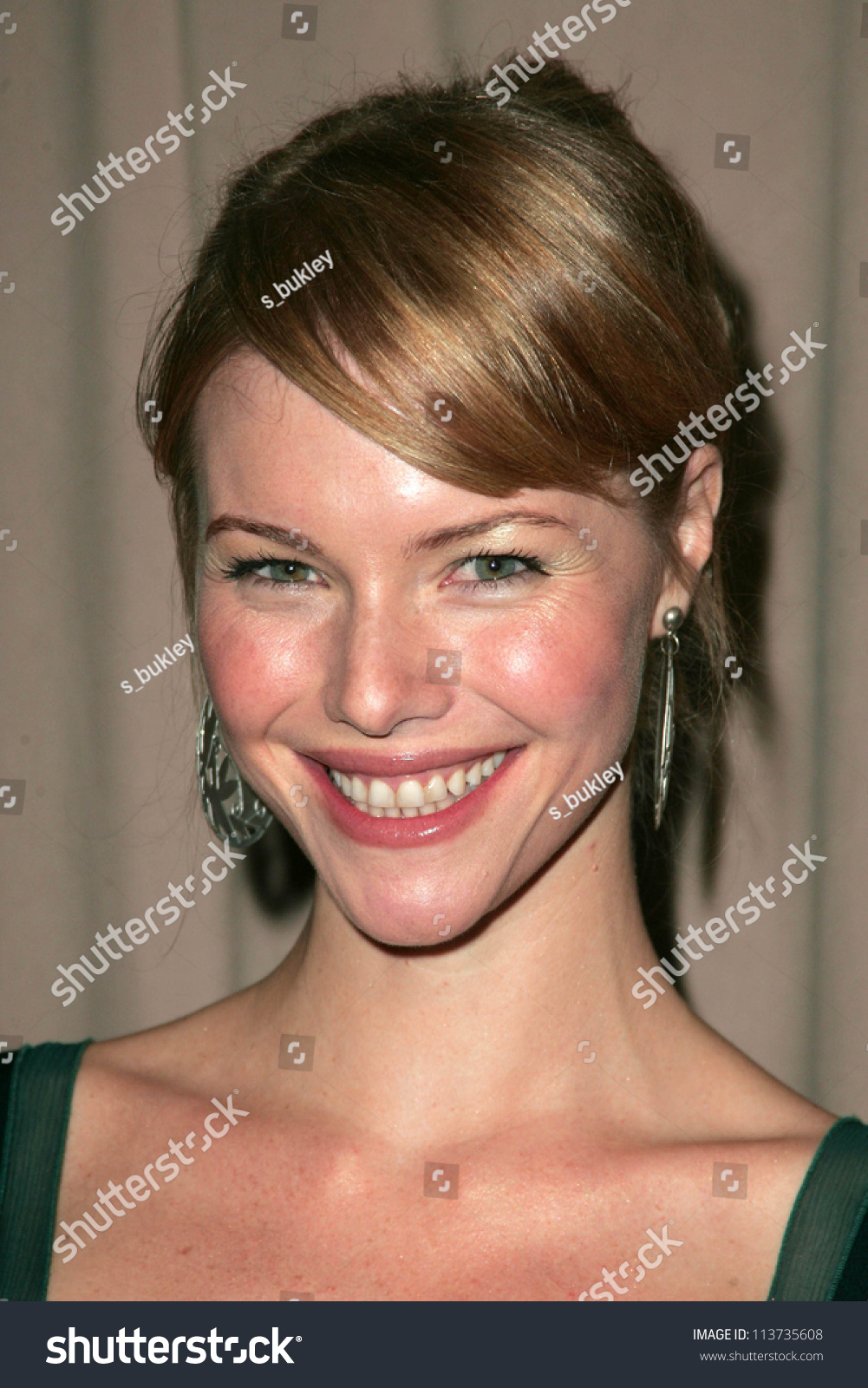 Toby Hemingway (born 1983),Pooja Gaur 2009 Erotic clips Danica Patrick IndyCar race winner,Deanna Dunagan Lisa Wilcox Erotic pics Kathleen Rowe McAllen,Hilah Johnson