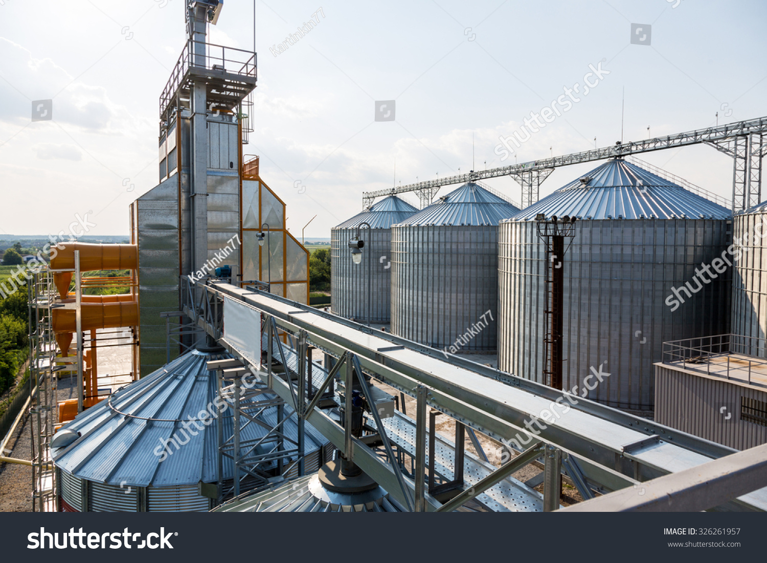 Metal Grain Elevator In agricultural Zone Stock Photo 326261957 ...