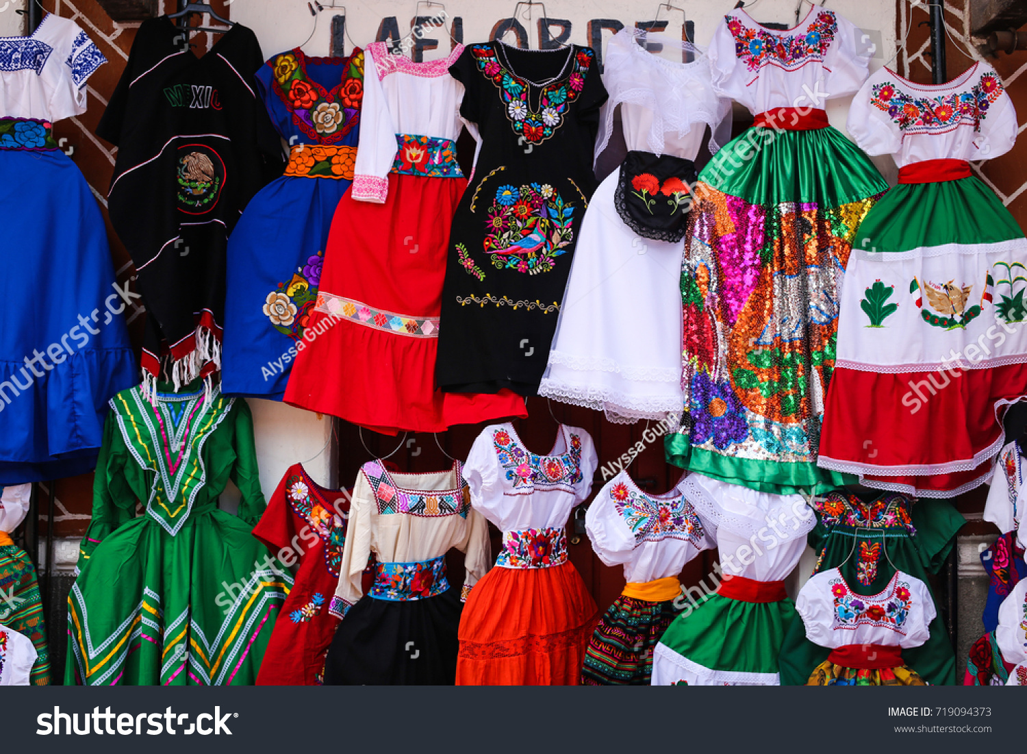 mexican artisanal dresses