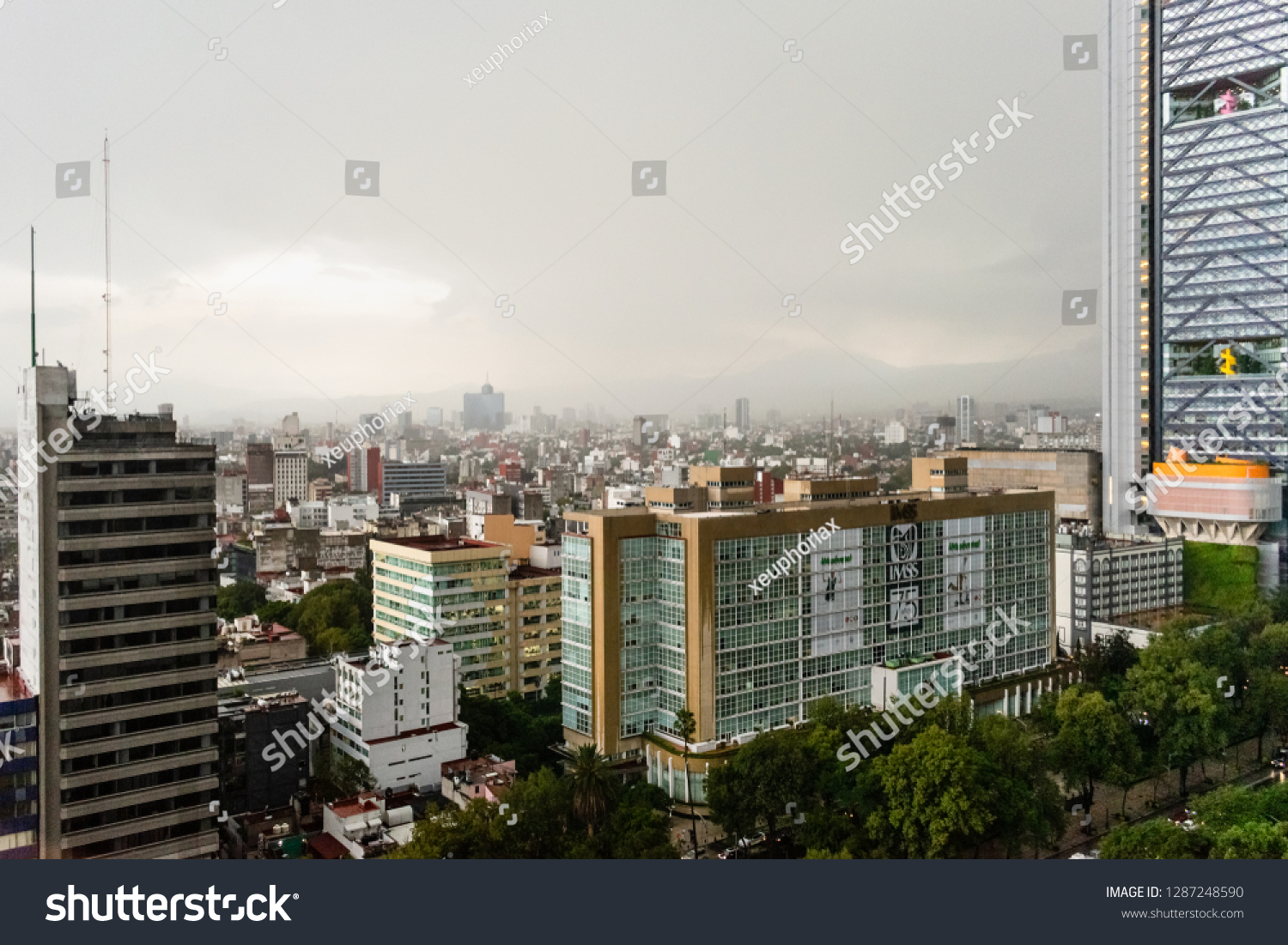 a-public-hospital-in-mexico-city-building-mexico-city-city