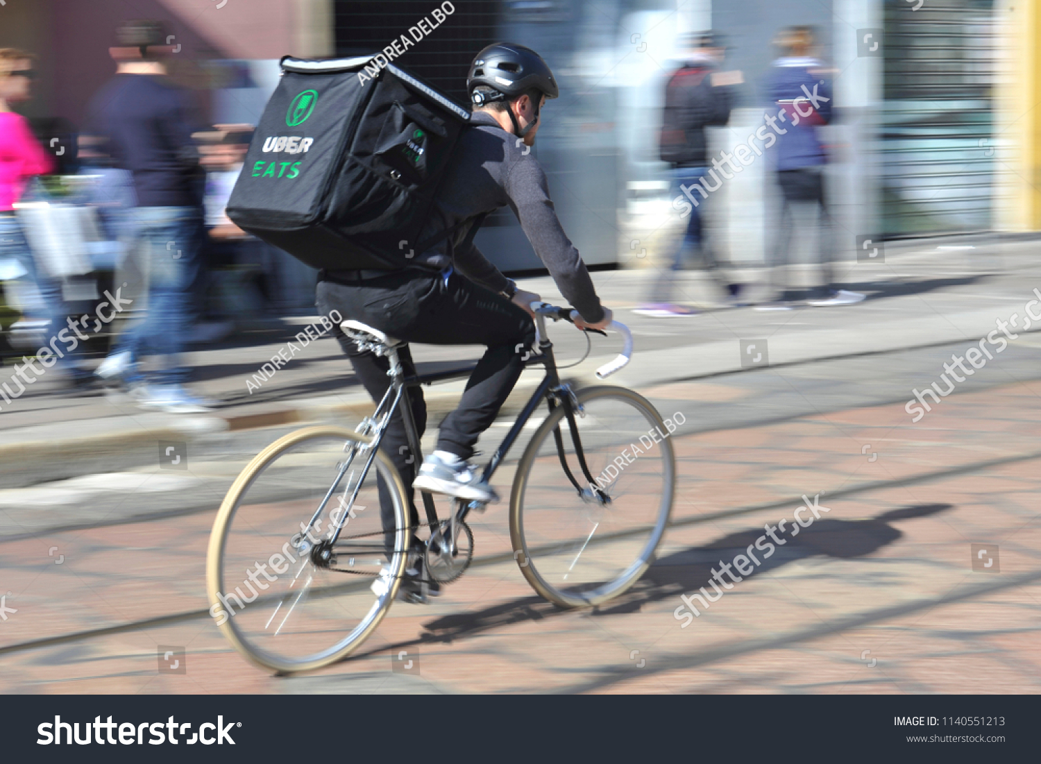 uber eats using bike