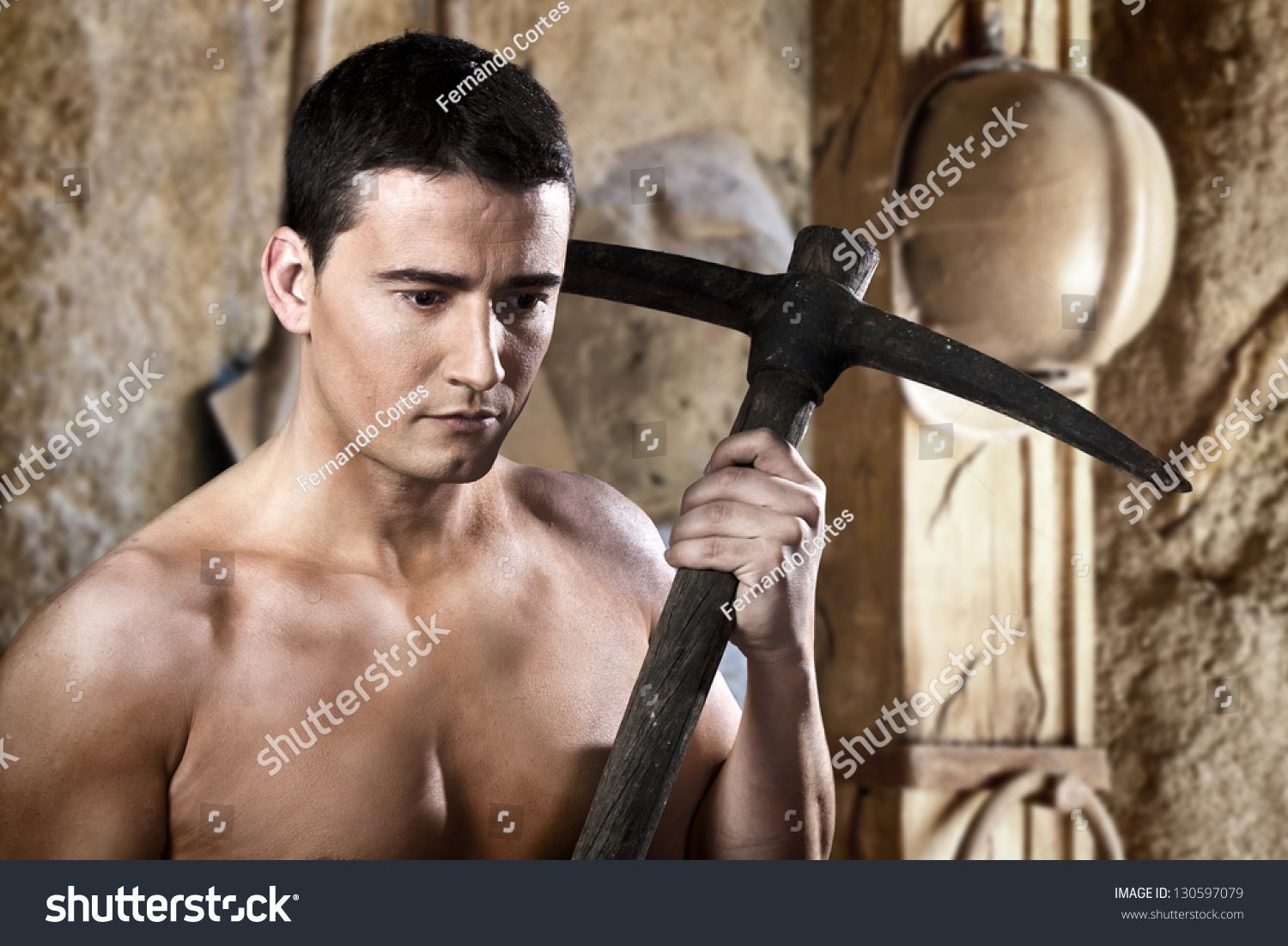 Mining Naked Peak Working Gold MineẢnh có sẵn Shutterstock