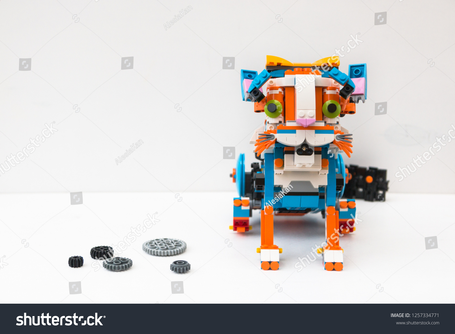 lego boost frankie the cat