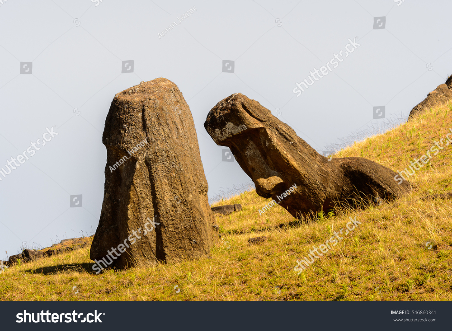 Moaia Rapa Nui National Park Easter Stock Photo 546860341 | Shutterstock