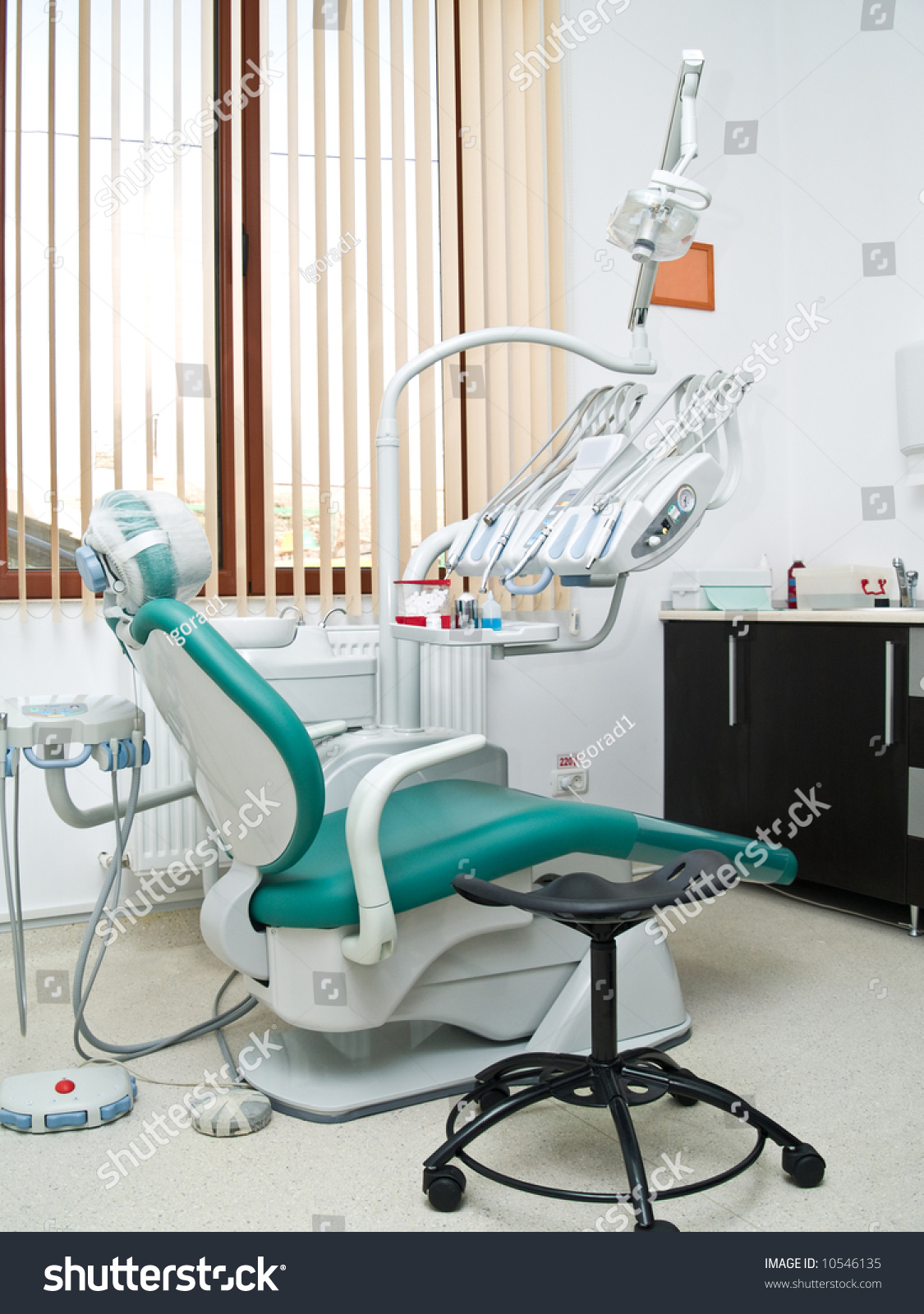 Modern Dentist Chair Hospital Room Orthodontic Stock Photo 10546135 ...