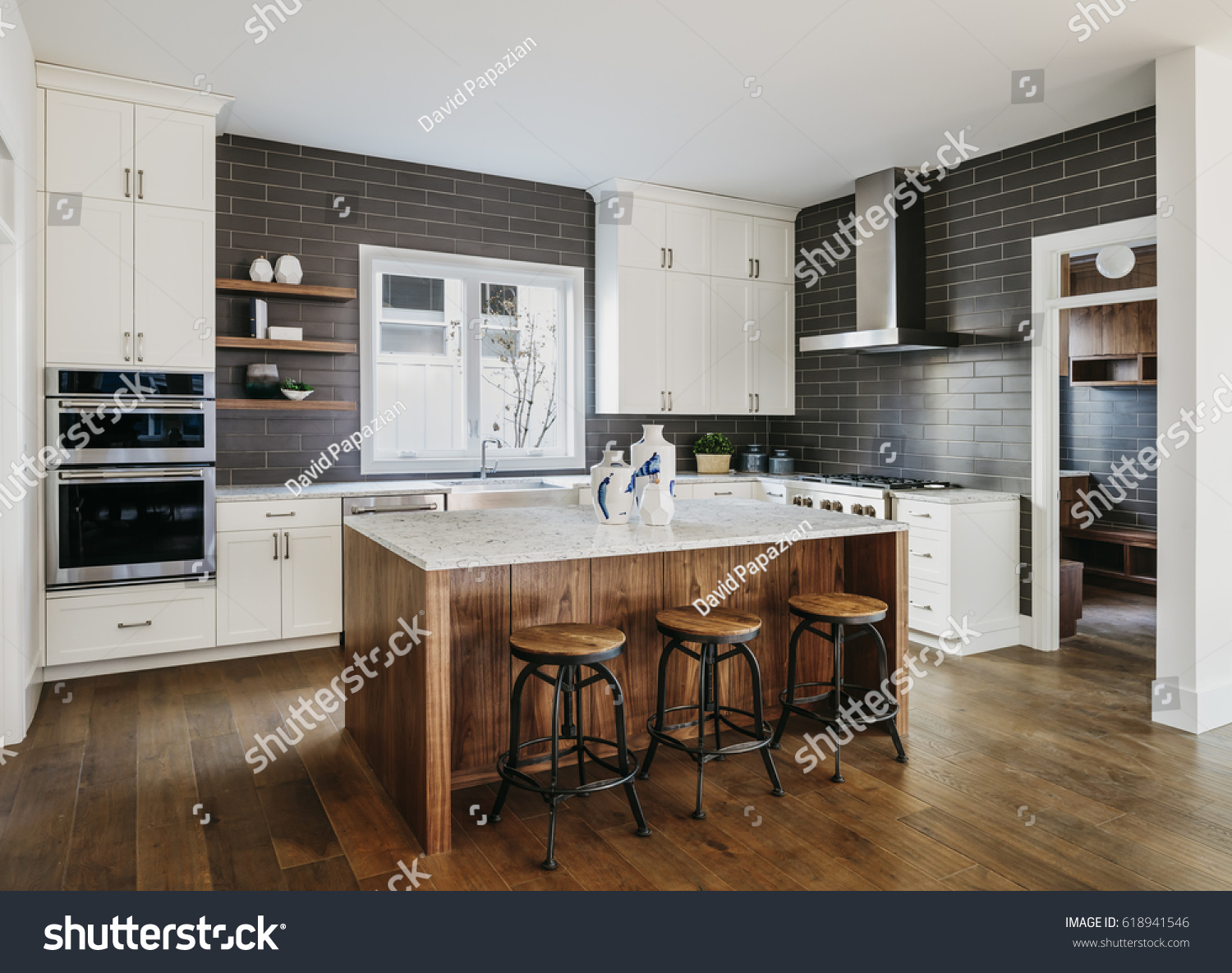 Modern Kitchen Hardwood Floors Portland Oregon Stock Photo Edit Now 618941546