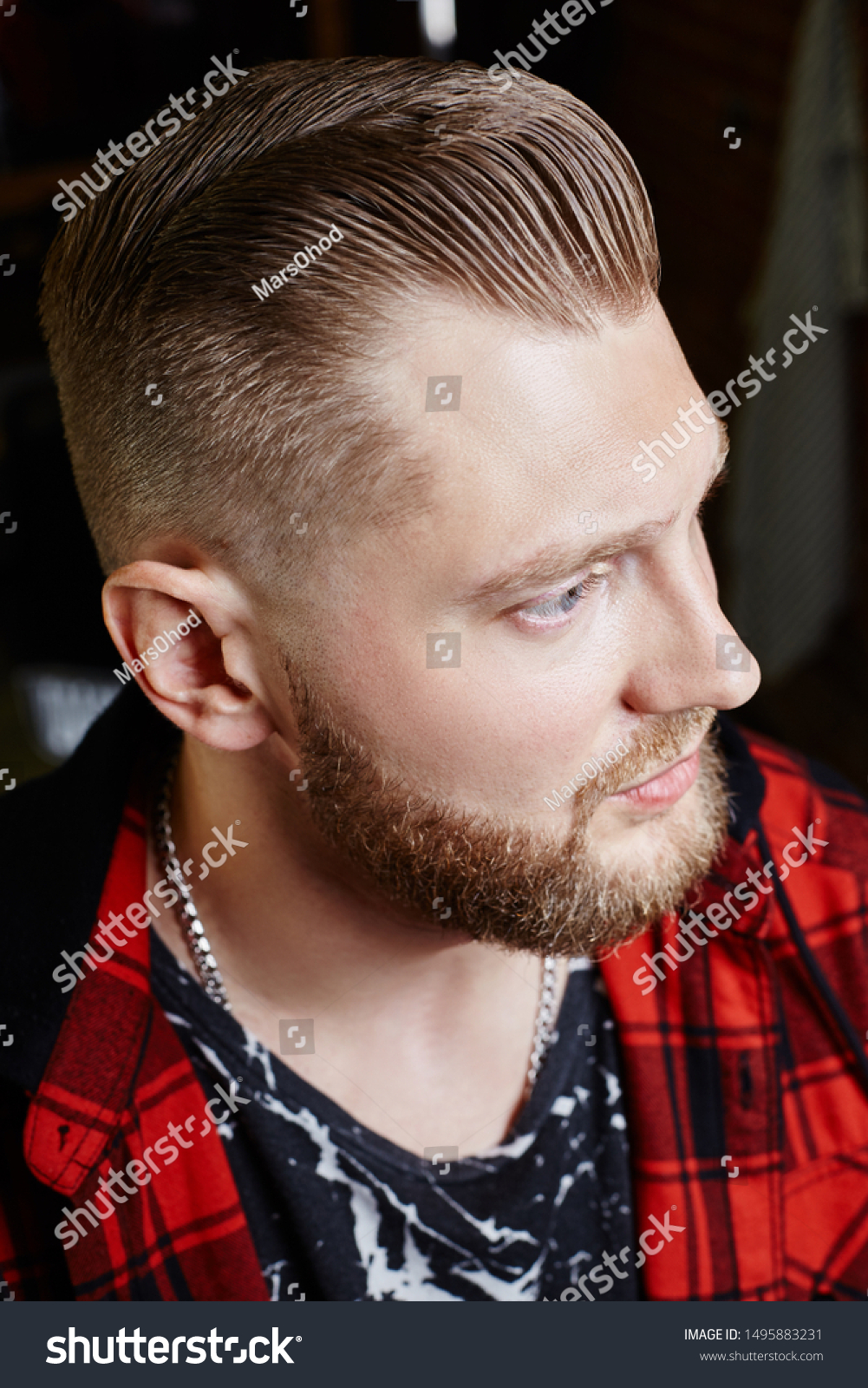 Modern Men Hipster Haircut Perfect Hairstyle Stockfoto