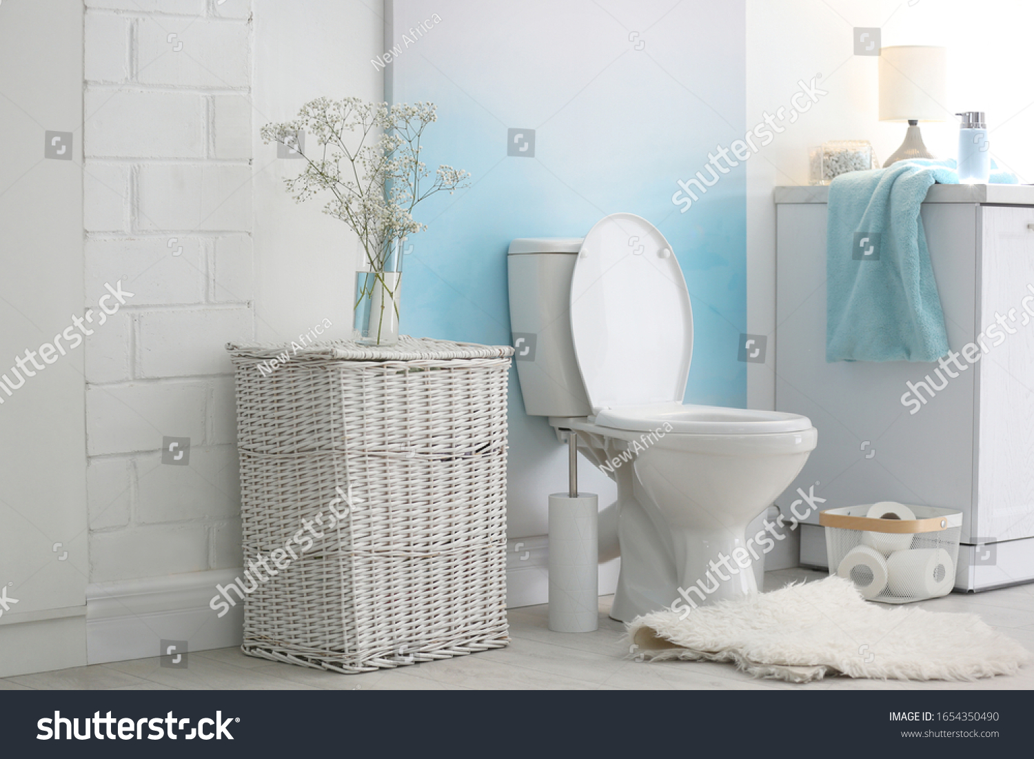 Beautiful toilet Images, Stock Photos & Vectors | Shutterstock