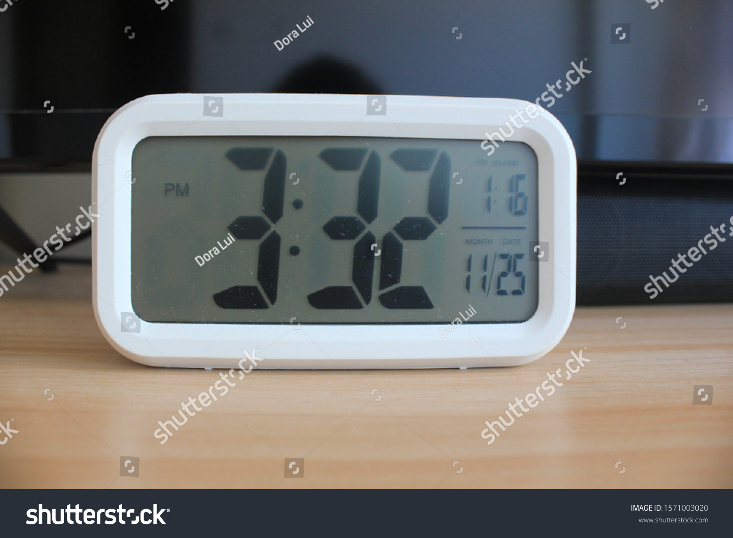 Modern White Digital Clock Wood Desk Stock Photo 1571003020 | Shutterstock