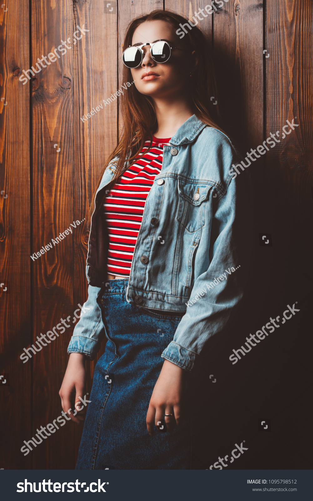 denim jacket with red t shirt