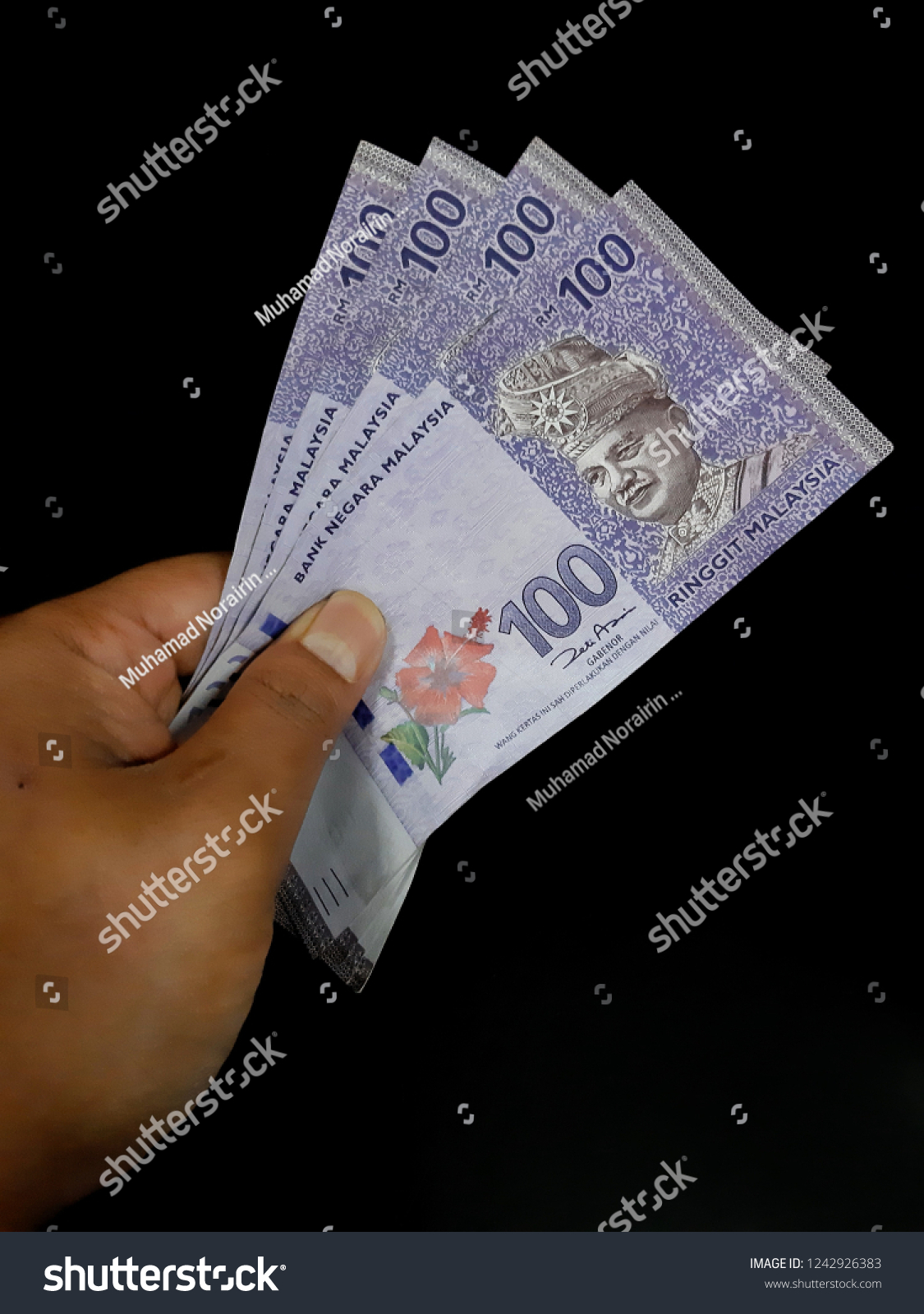 Pounds to ringgit