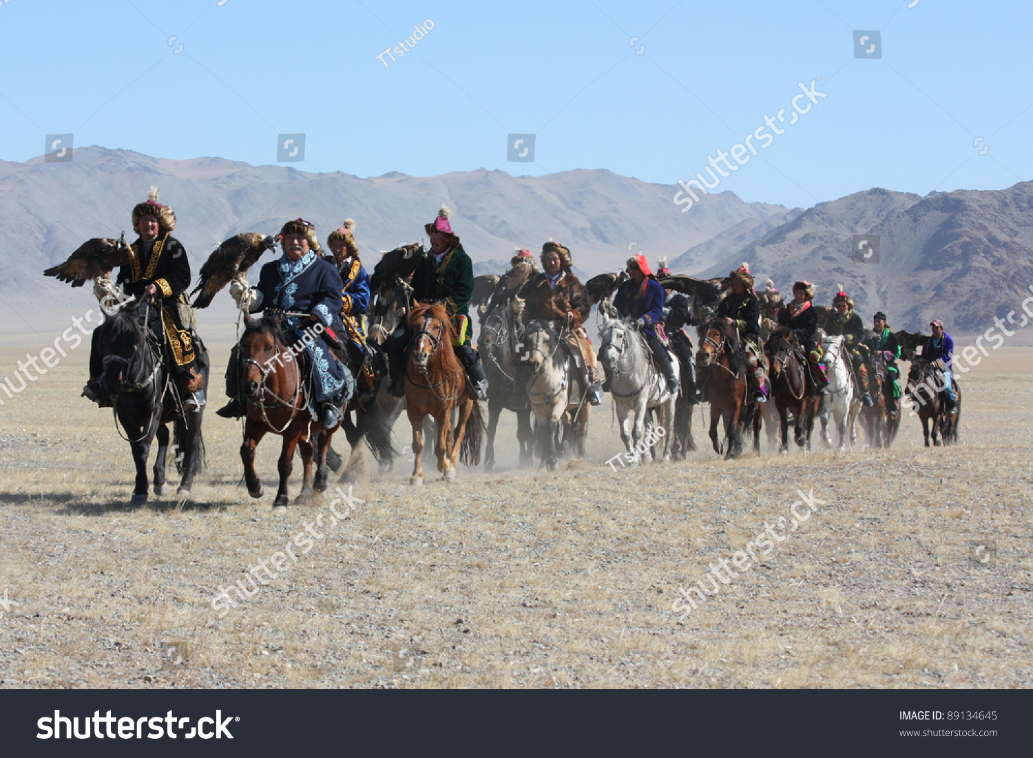 Mongolia 25 July Senior Mongolians Horsemen Stock Photo 89134645 ...