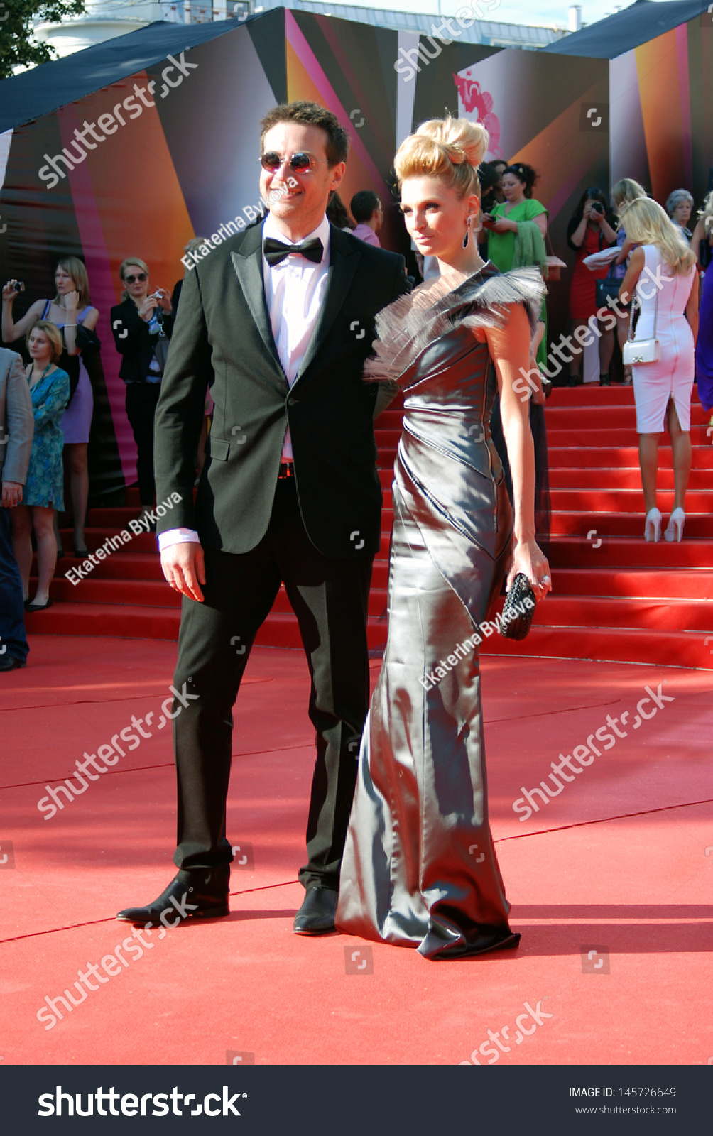 Vyacheslav Manucharov biography, photos, personal life with his wife (height) 2018 Vyacheslav Manucharov biography, photos, personal life with his wife (height) 2018