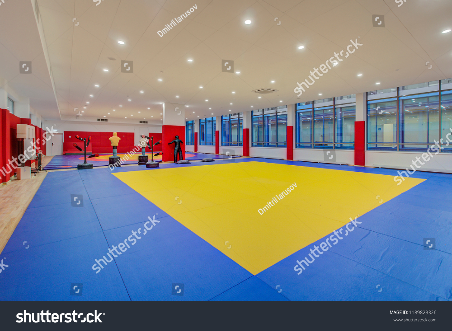 2,091 Martial arts floor Images, Stock Photos & Vectors | Shutterstock