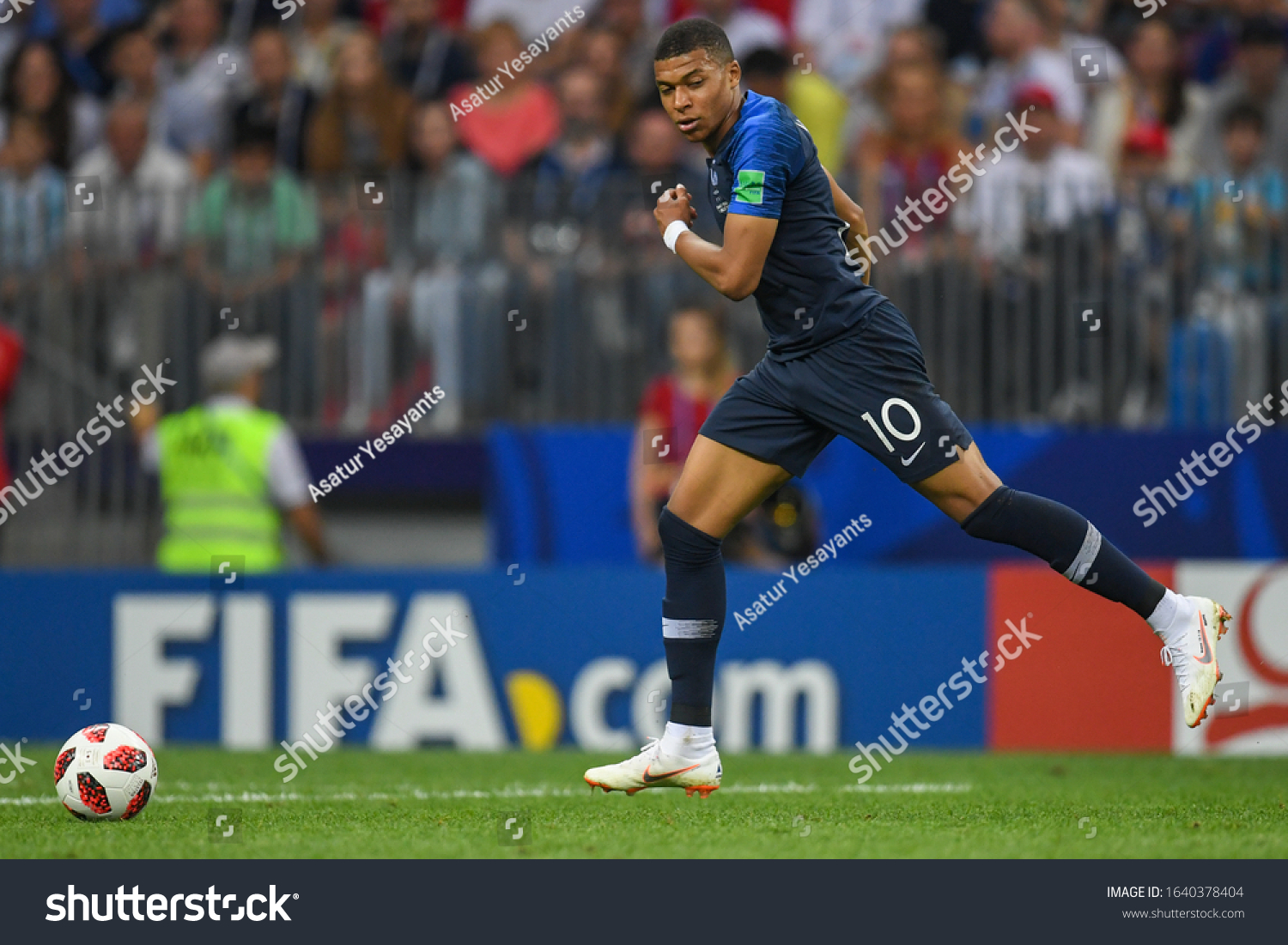 mbappe Word Haussa