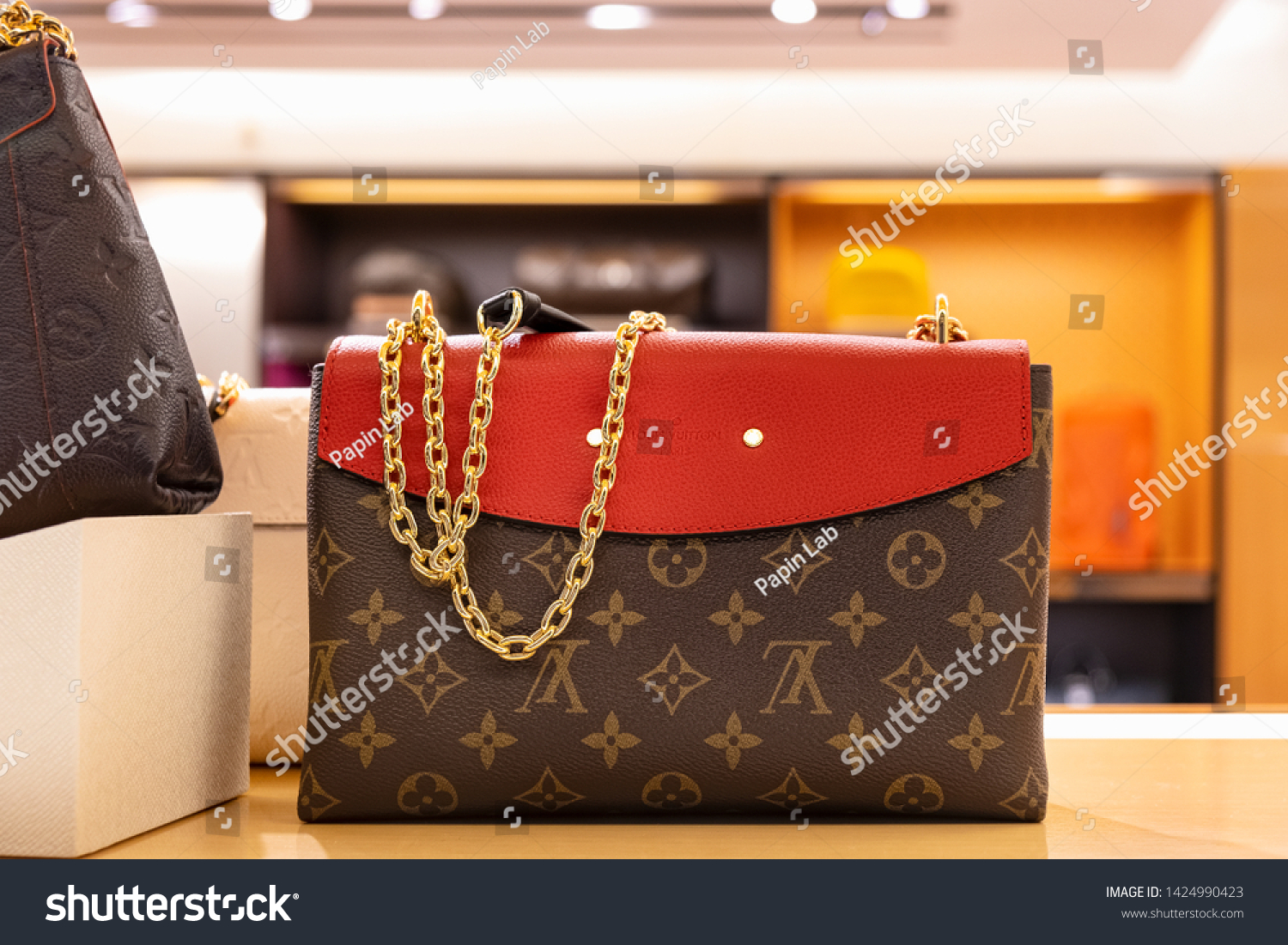 shoulder bag louis vuitton