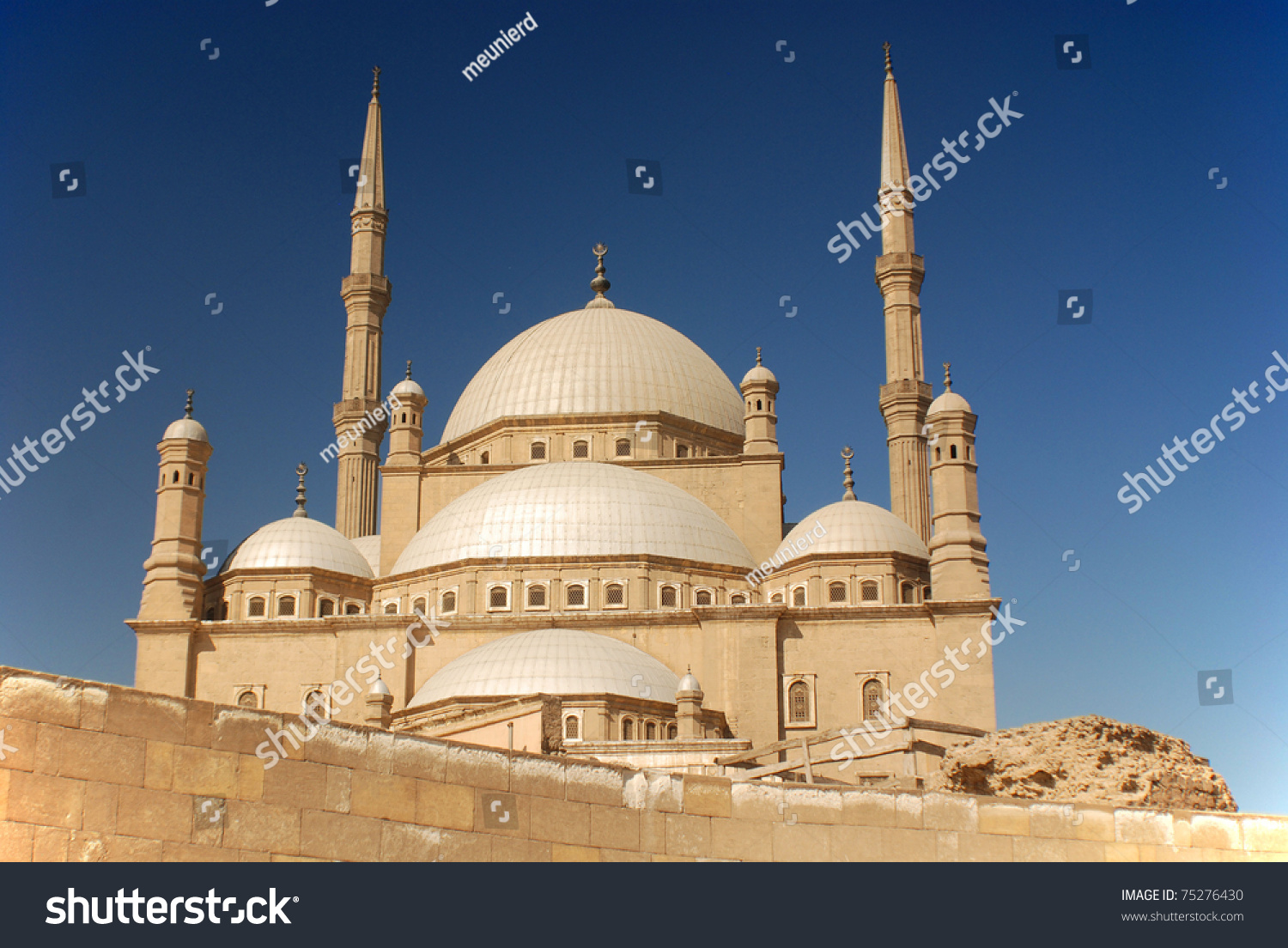 エジプトカイロのサラディン城 モハメド アリのモスク の写真素材 今すぐ編集