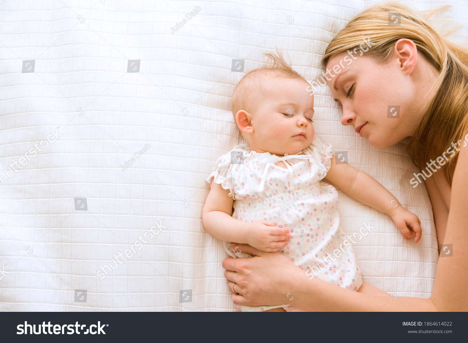 Mother Baby Girl Lying Bed Sleeping Stock Photo (Edit Now) 1864614022 ...