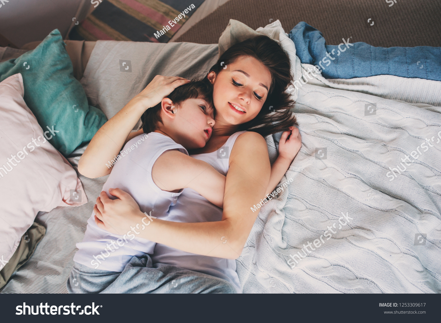 mom son sleeping sex porn