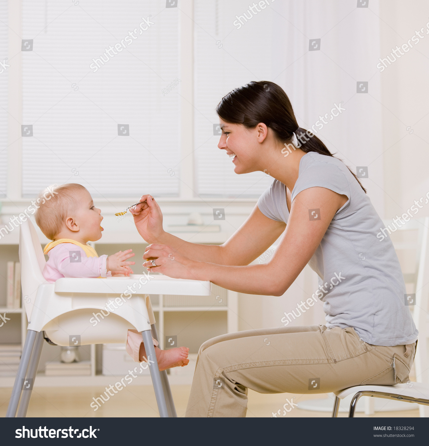 baby feeding chair for mother