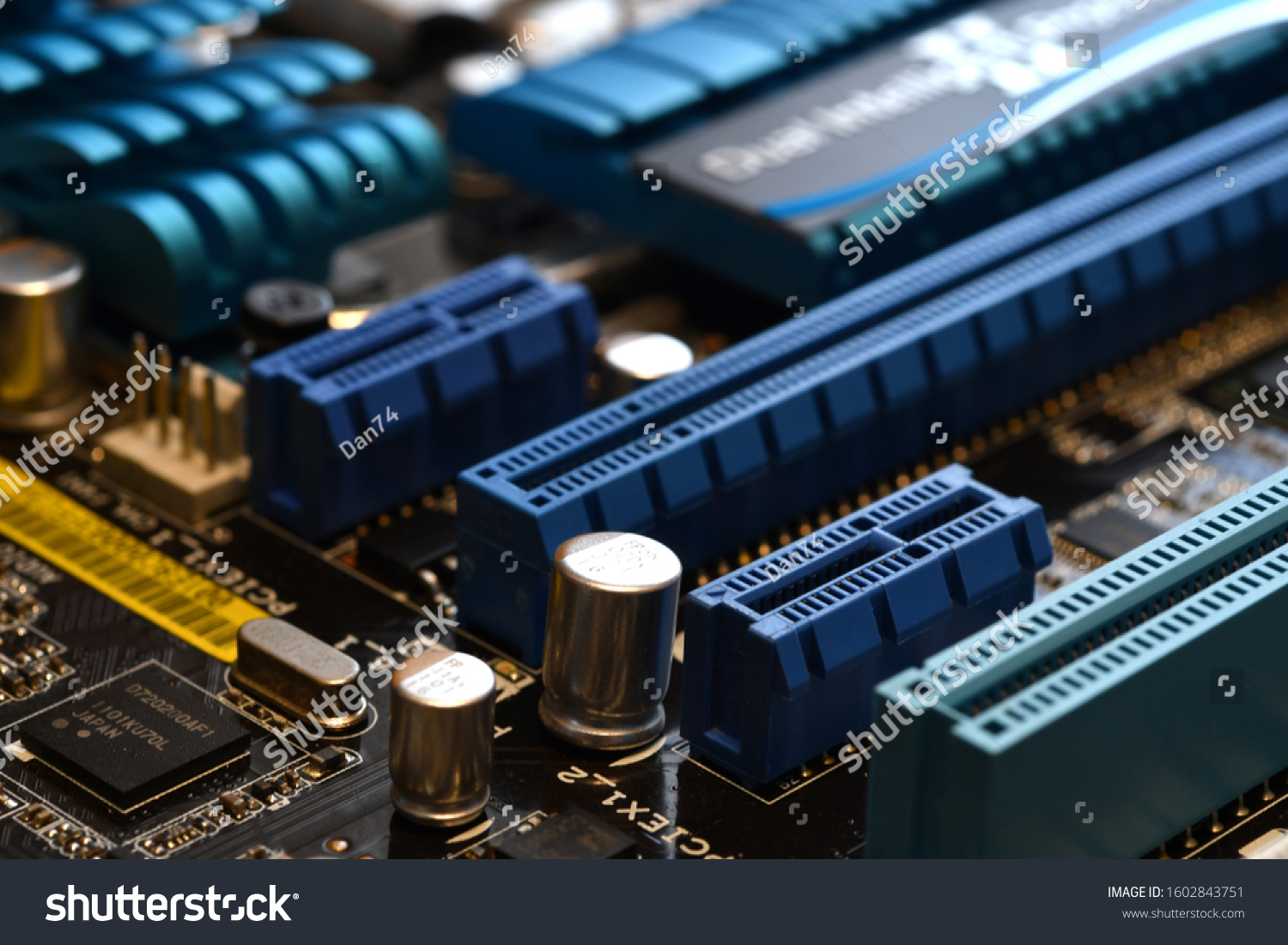 871 Pci express Images, Stock Photos & Vectors | Shutterstock