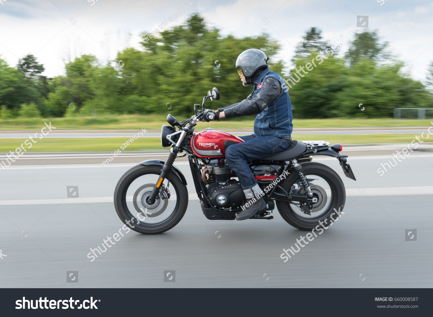 triumph rider