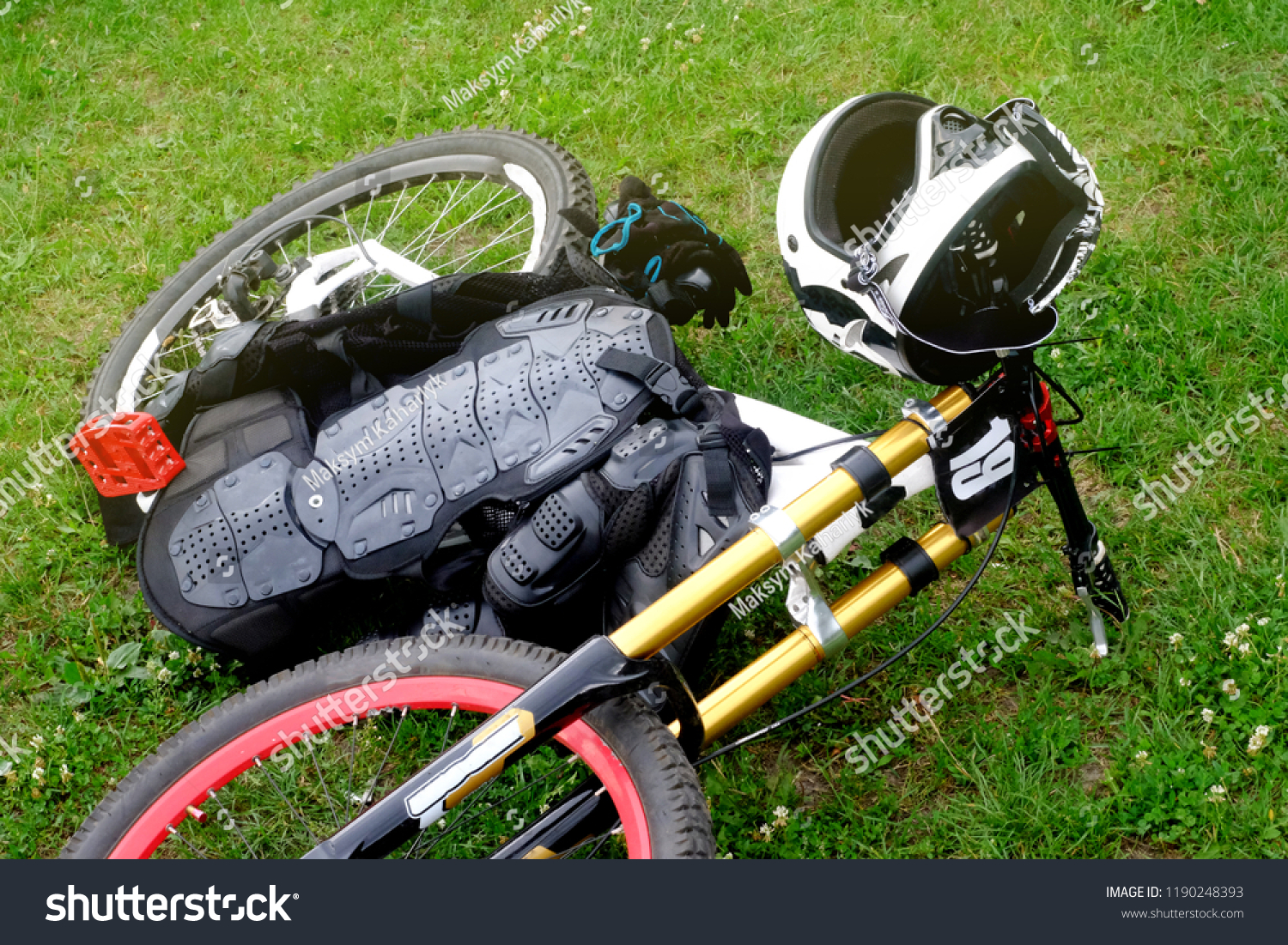 mountain bike protective gear