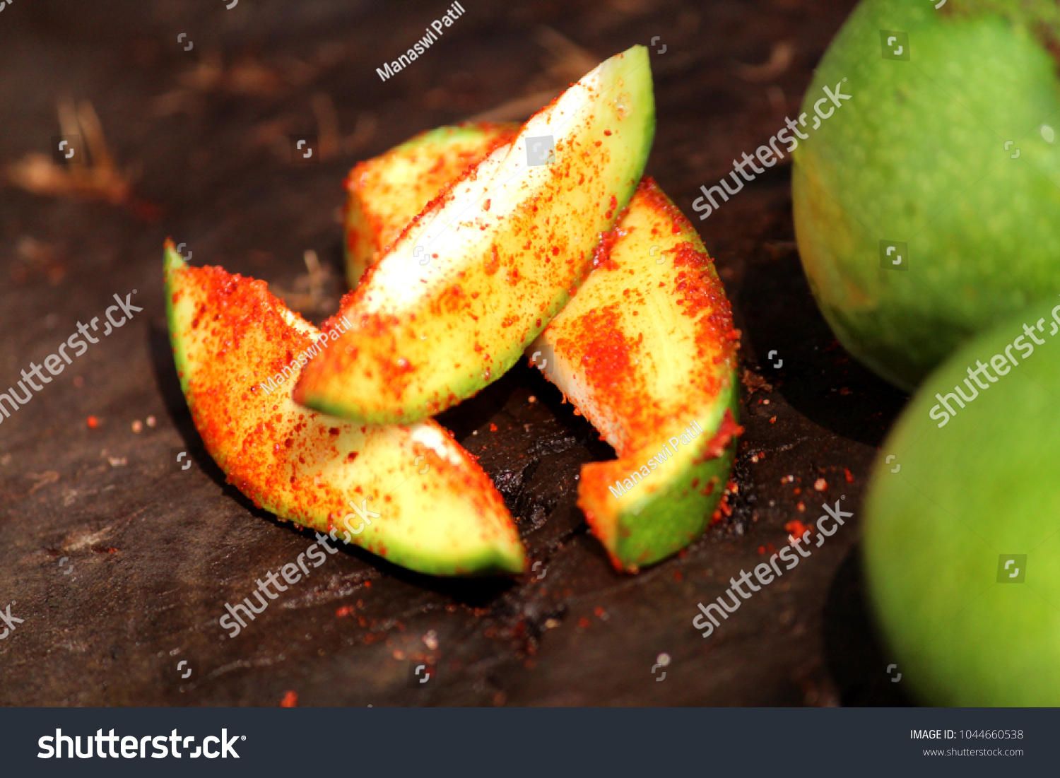 Featured image of post How to Make Fruit Sliced Green Mango With Chili Powder And Salt