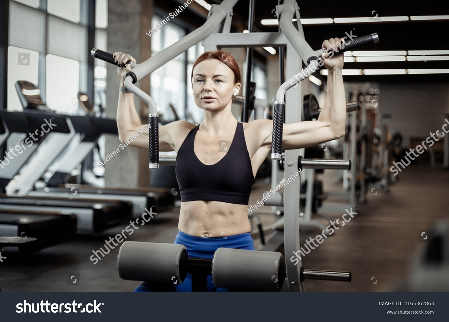 Muscular Fit Redhead Woman Trains Muscles Stock Photo 2165362863 ...