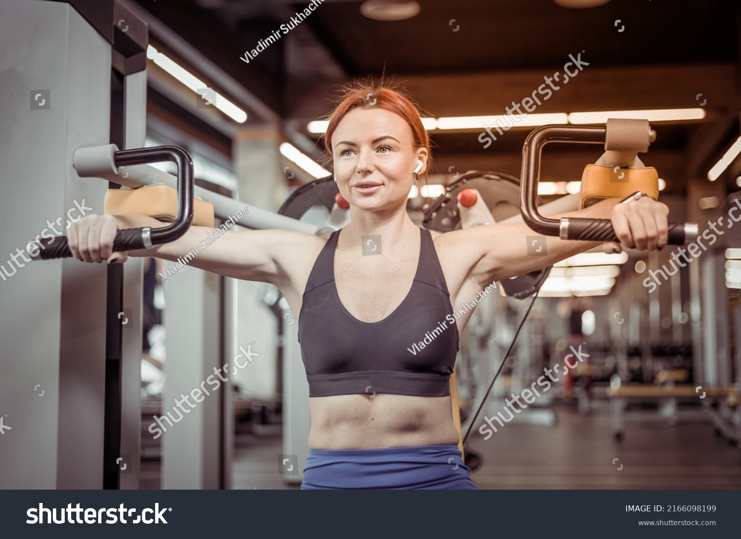 Muscular Fit Redhead Woman Trains Muscles Stock Photo 2166098199 ...