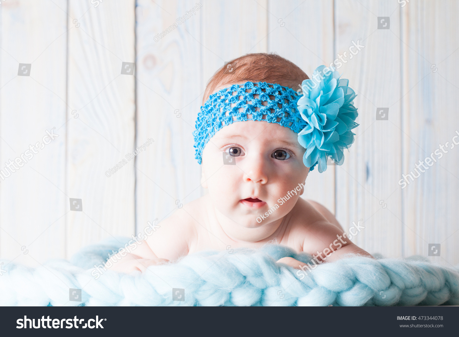 Naked Baby Girl Lying On Soft写真素材 Shutterstock