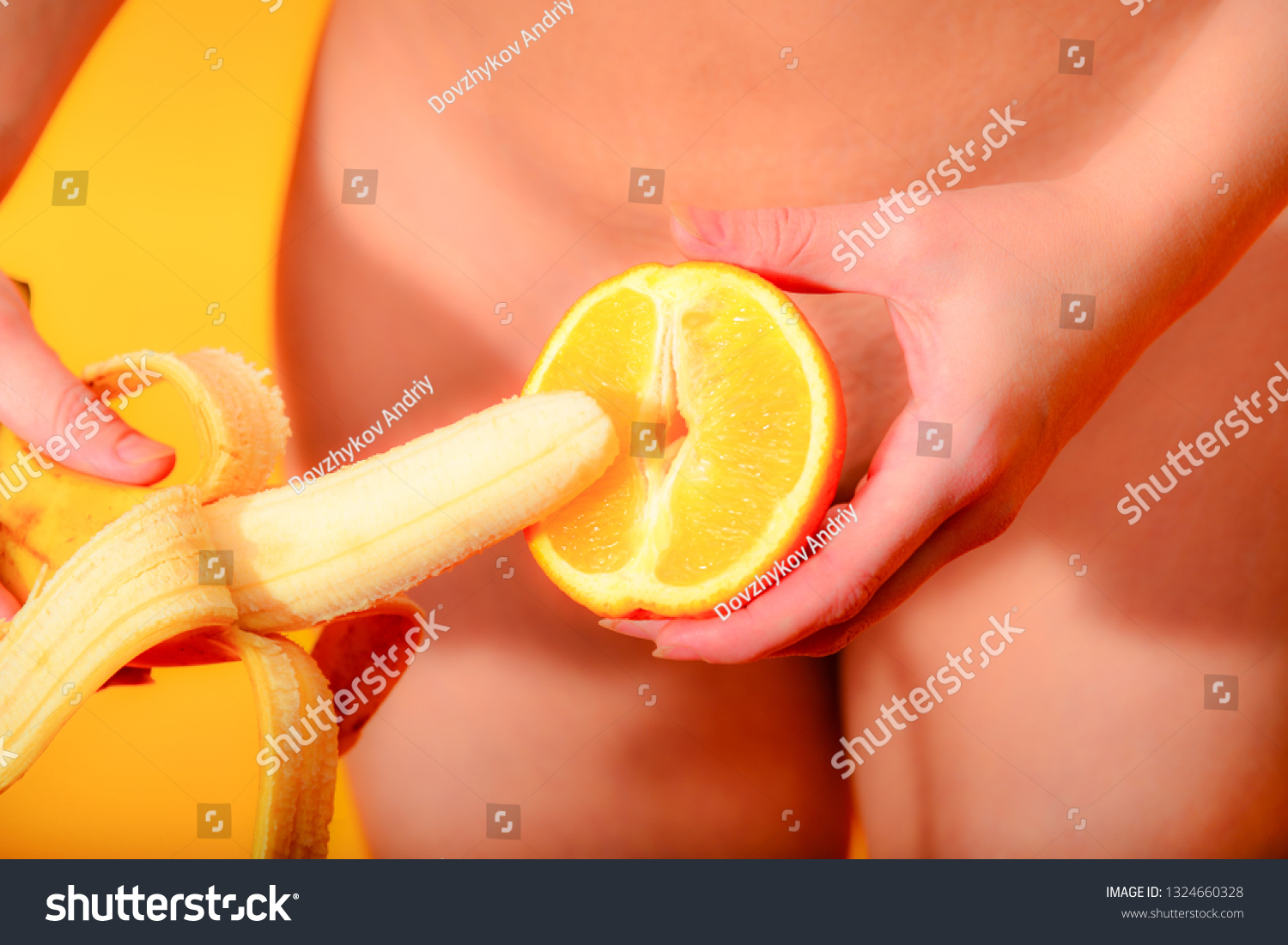 Naked Girl Masturbate With Banana