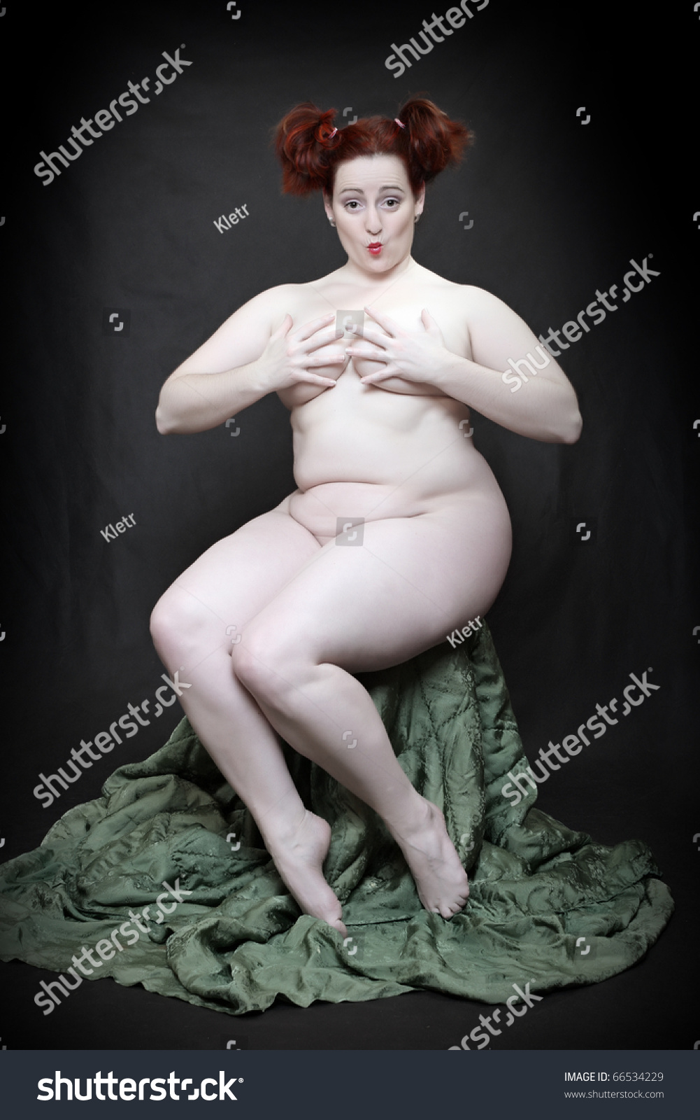 fat girls posing nude xxx porn video pic