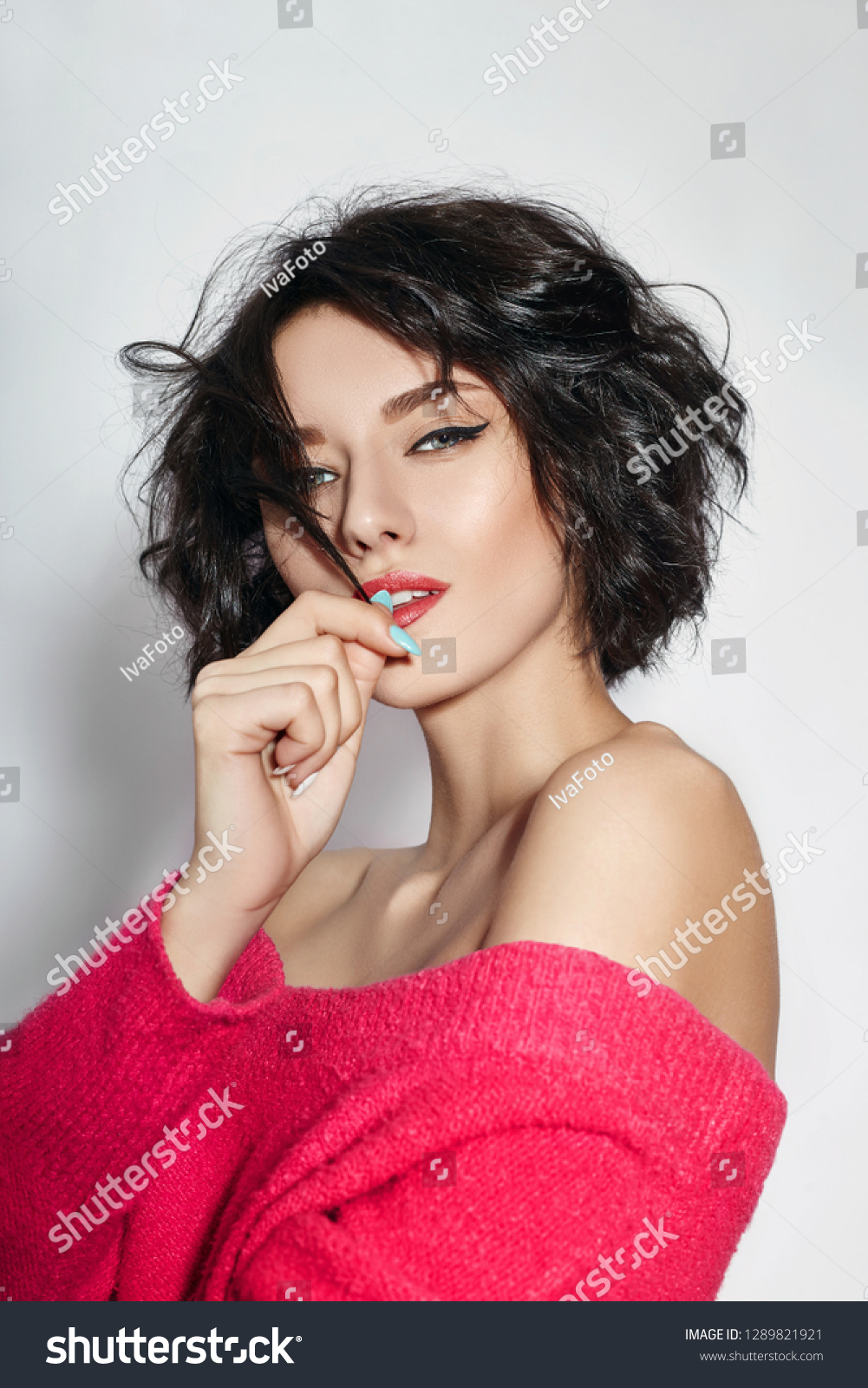 Sexy black girls with short hair nude Apologise, sexy black girls with short hair nude something