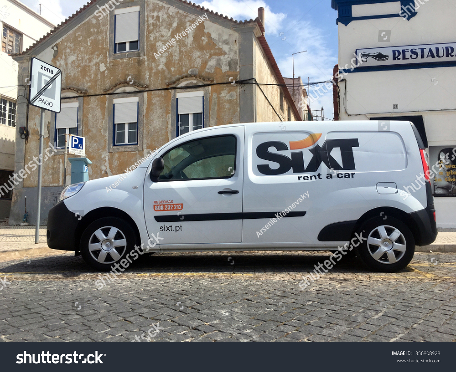 Nazare Portugal April 1 Sixt Rent Stock Photo Edit Now